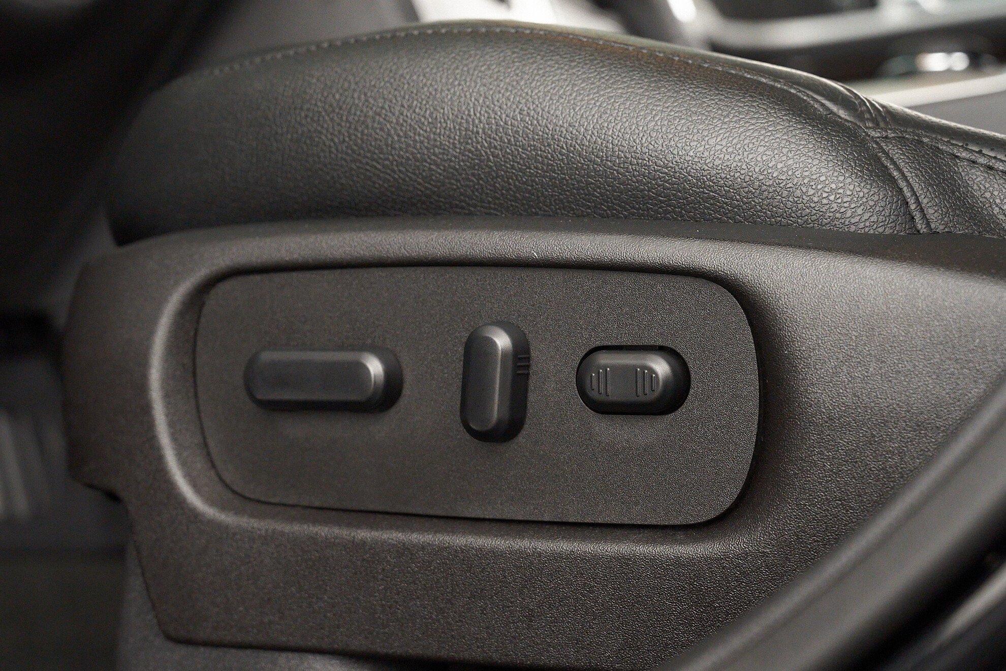 Ford Explorer 2014, черный