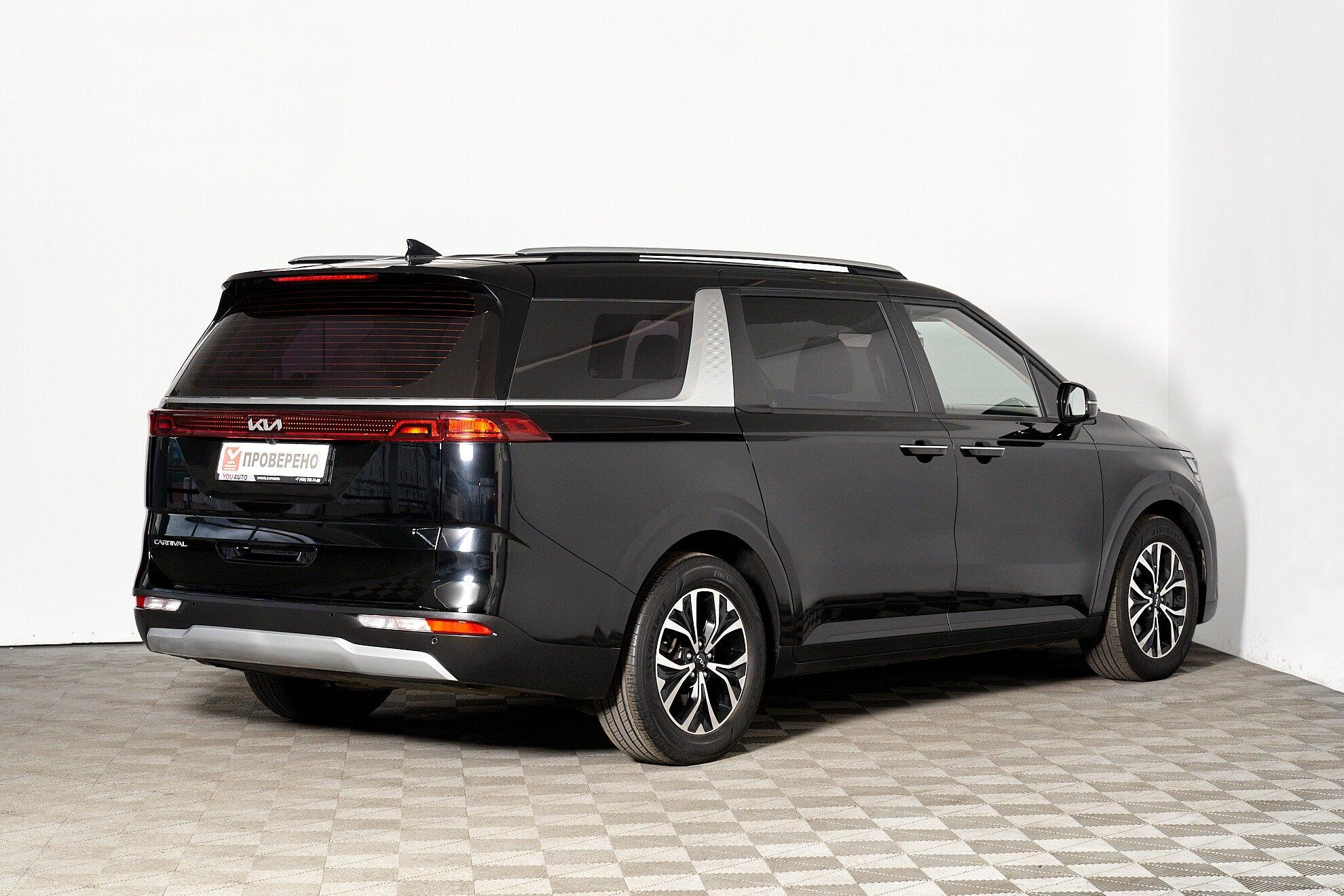 Kia Carnival 2022, черный