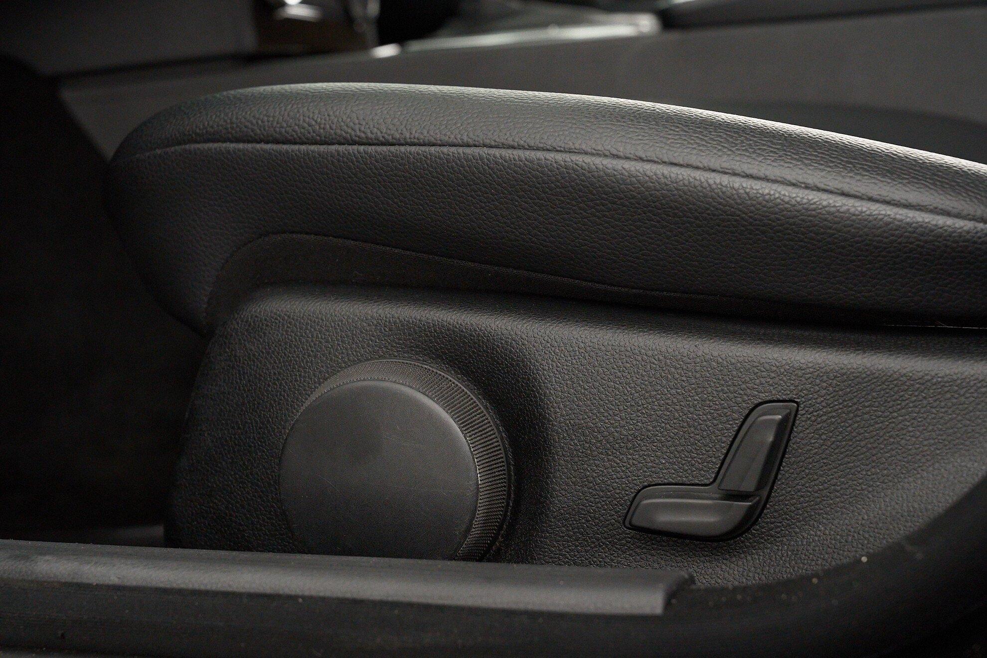 Mercedes-Benz C-Класс 2010, черный