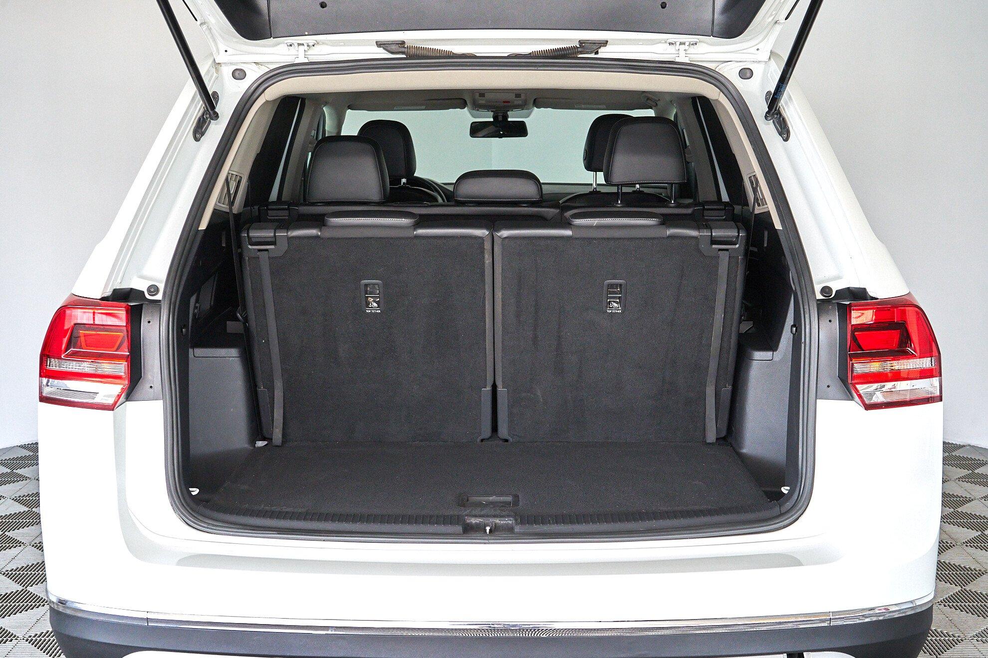 Volkswagen Atlas 2017, белый