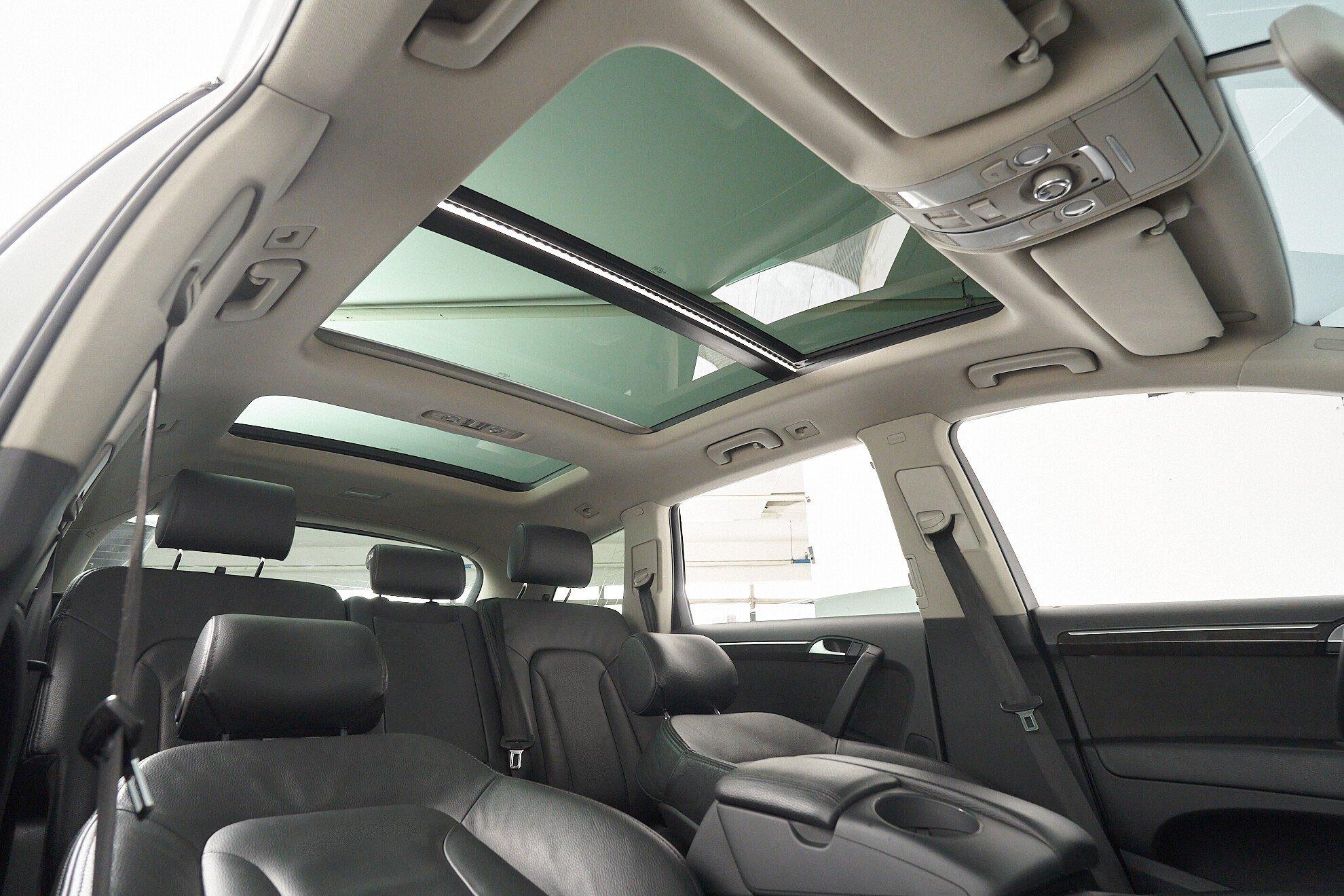 Audi Q7 2014, белый