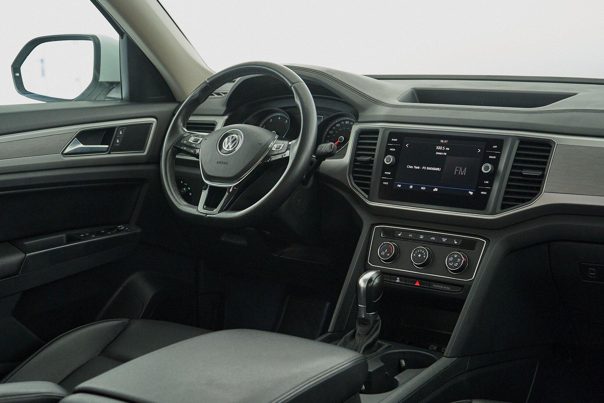 Volkswagen Atlas 2017, белый