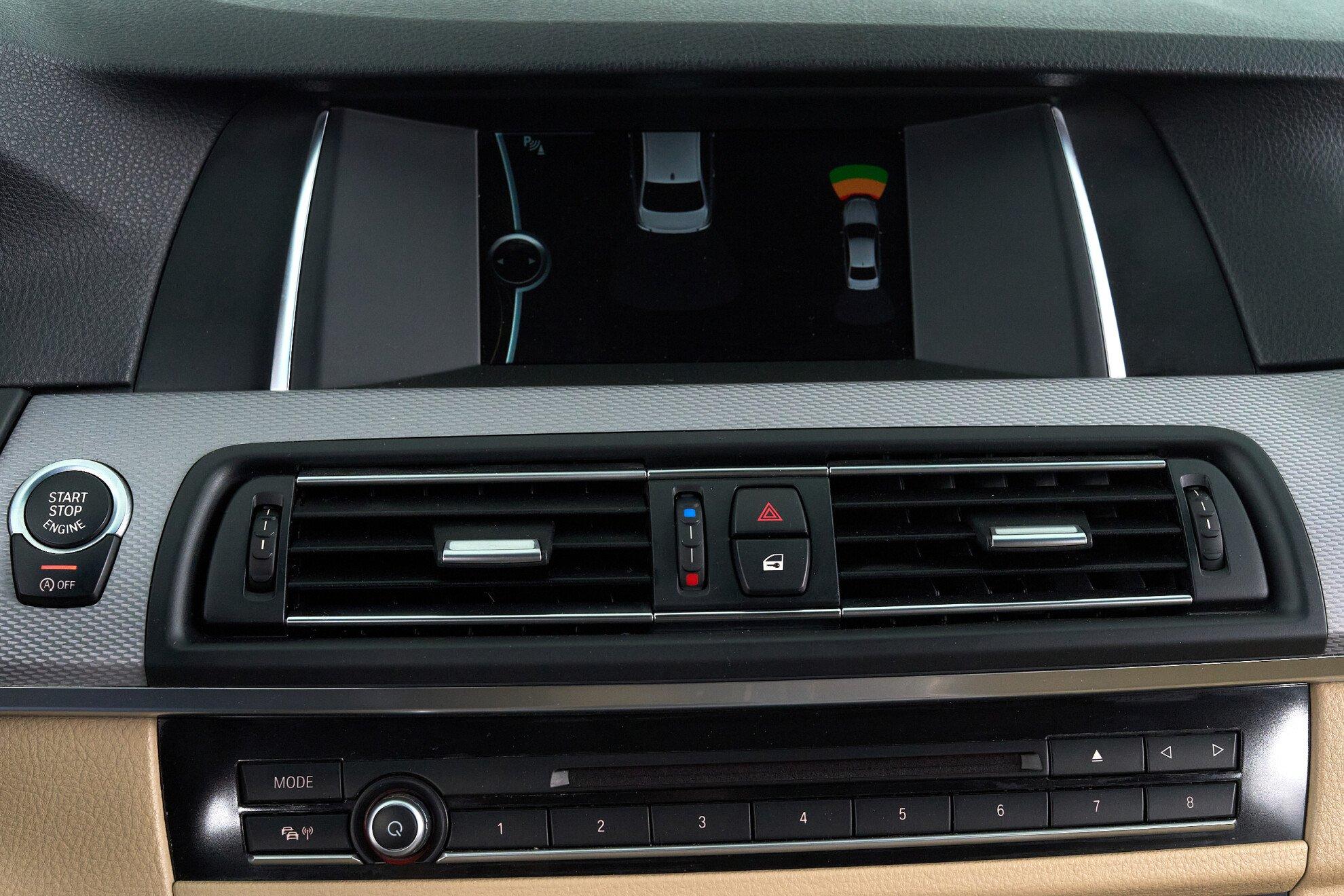 BMW 5 серии 2013, черный