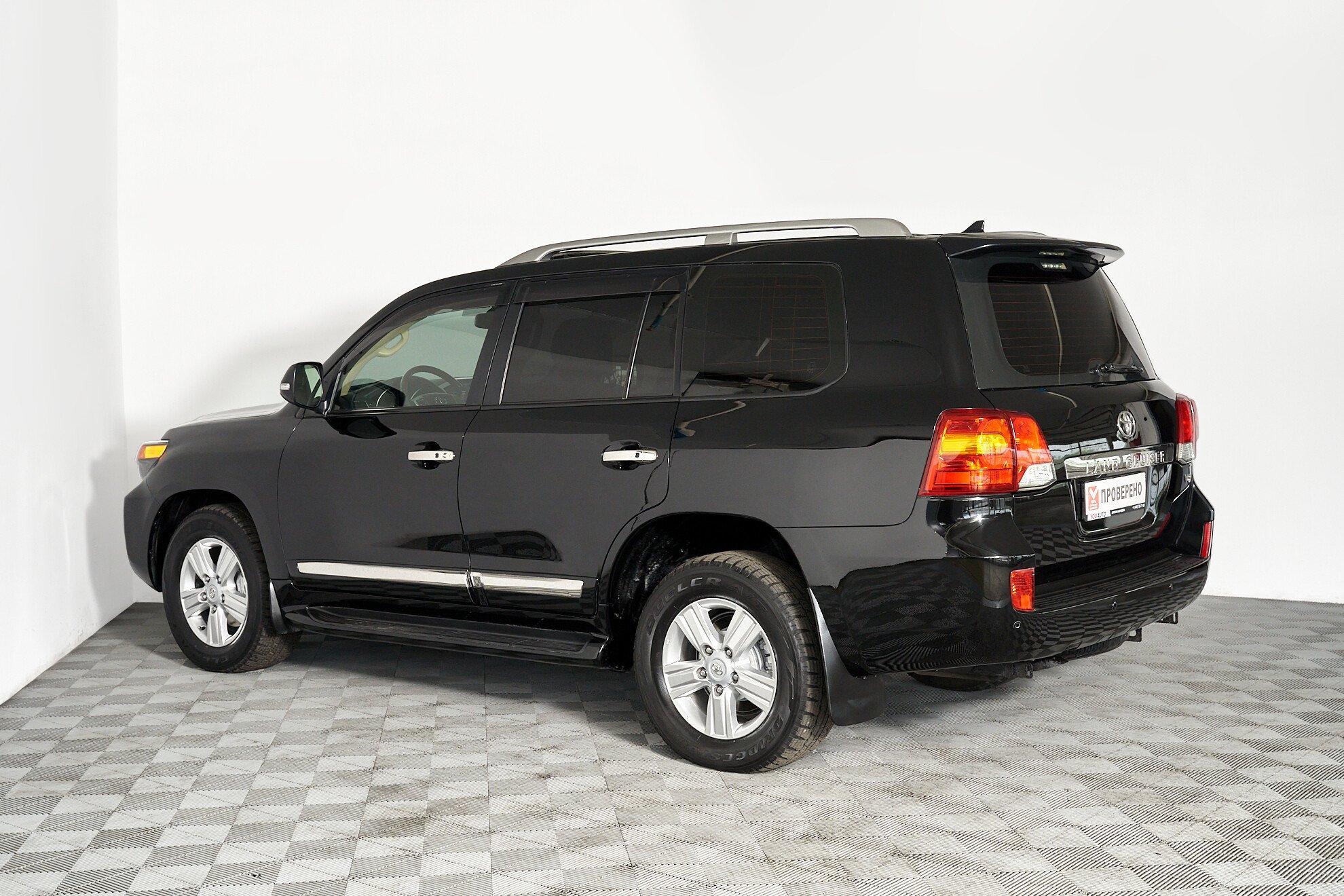Toyota Land Cruiser 2014, черный