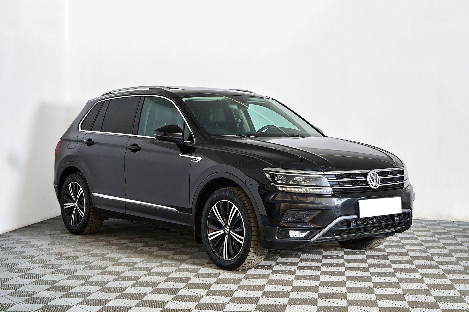 Volkswagen Tiguan 2018, черный