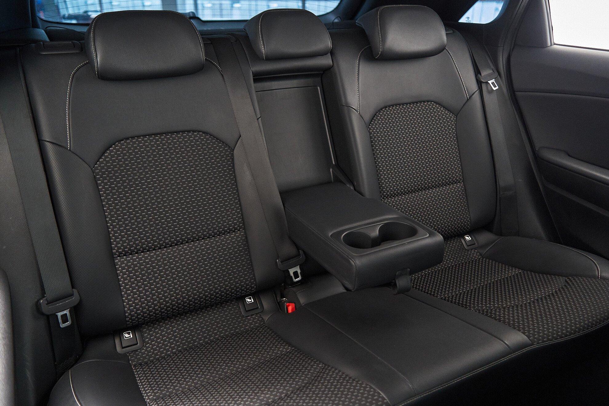 Kia Ceed 2018, белый