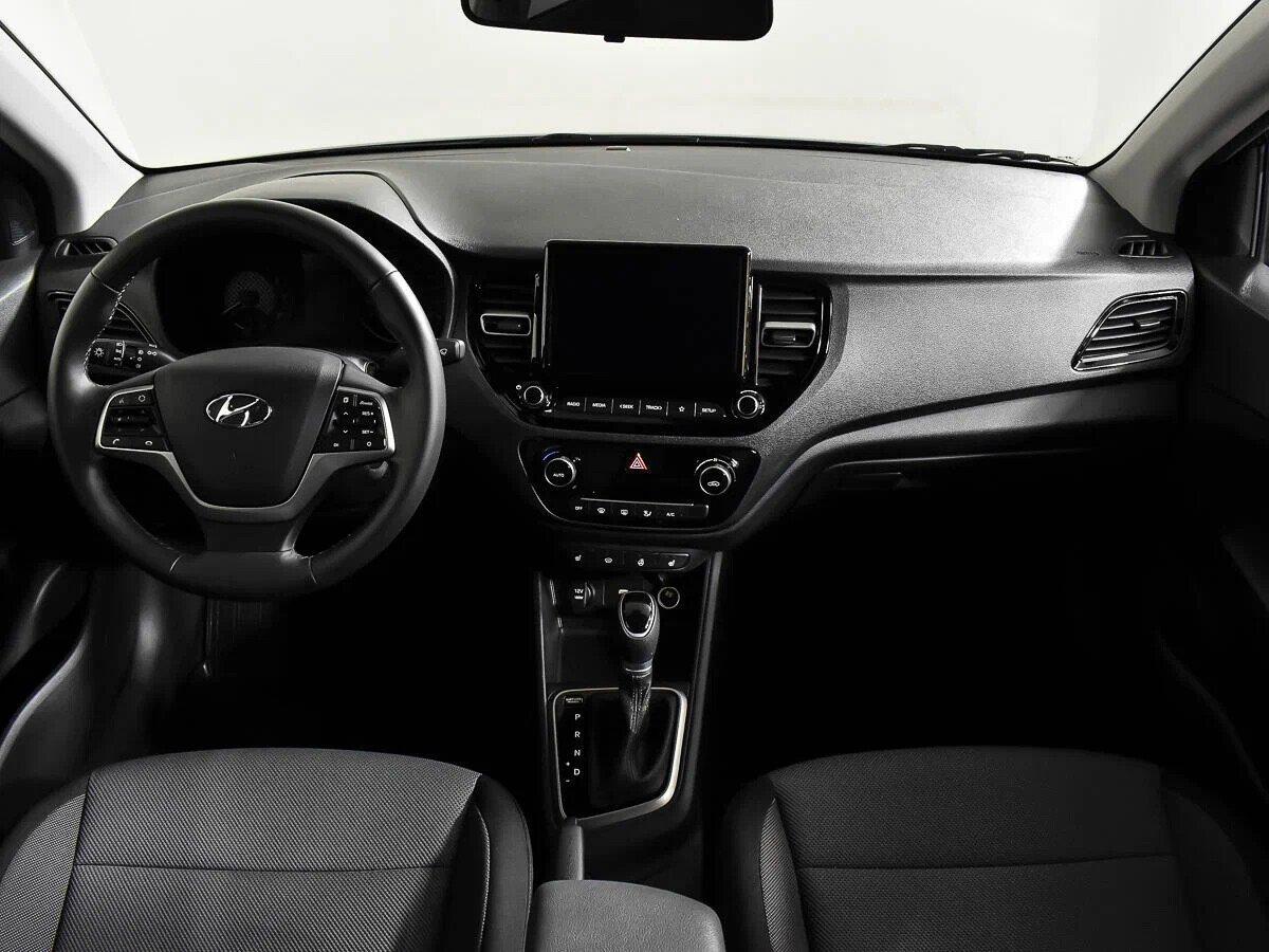 Hyundai Solaris 2020, черный