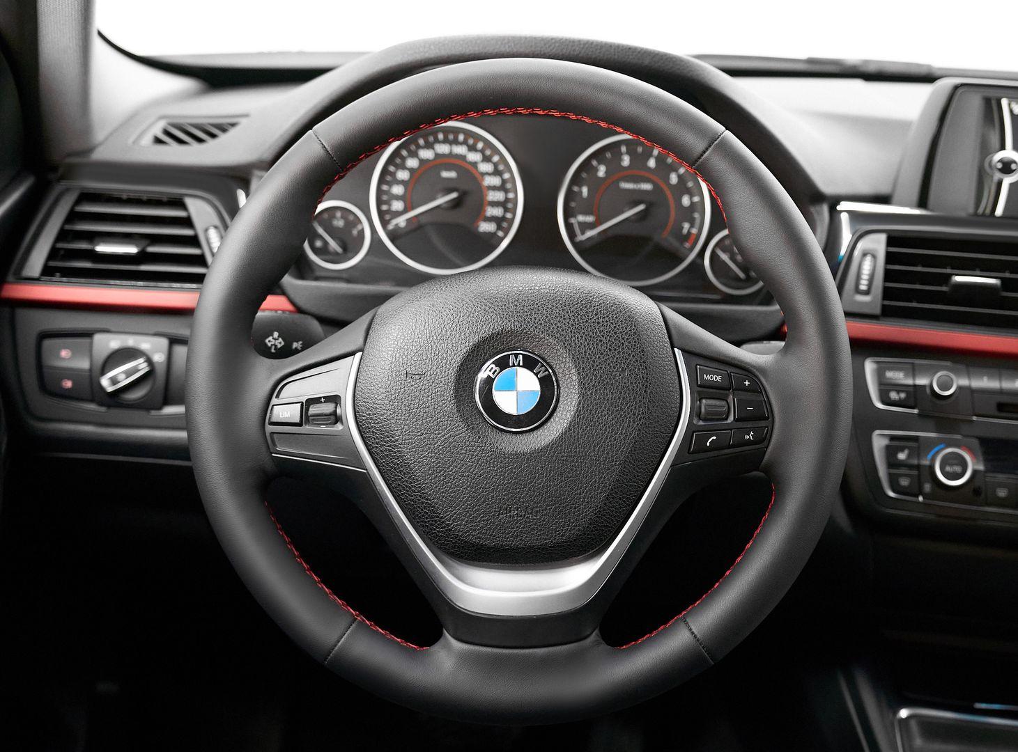 BMW 3 серии 2013, белый