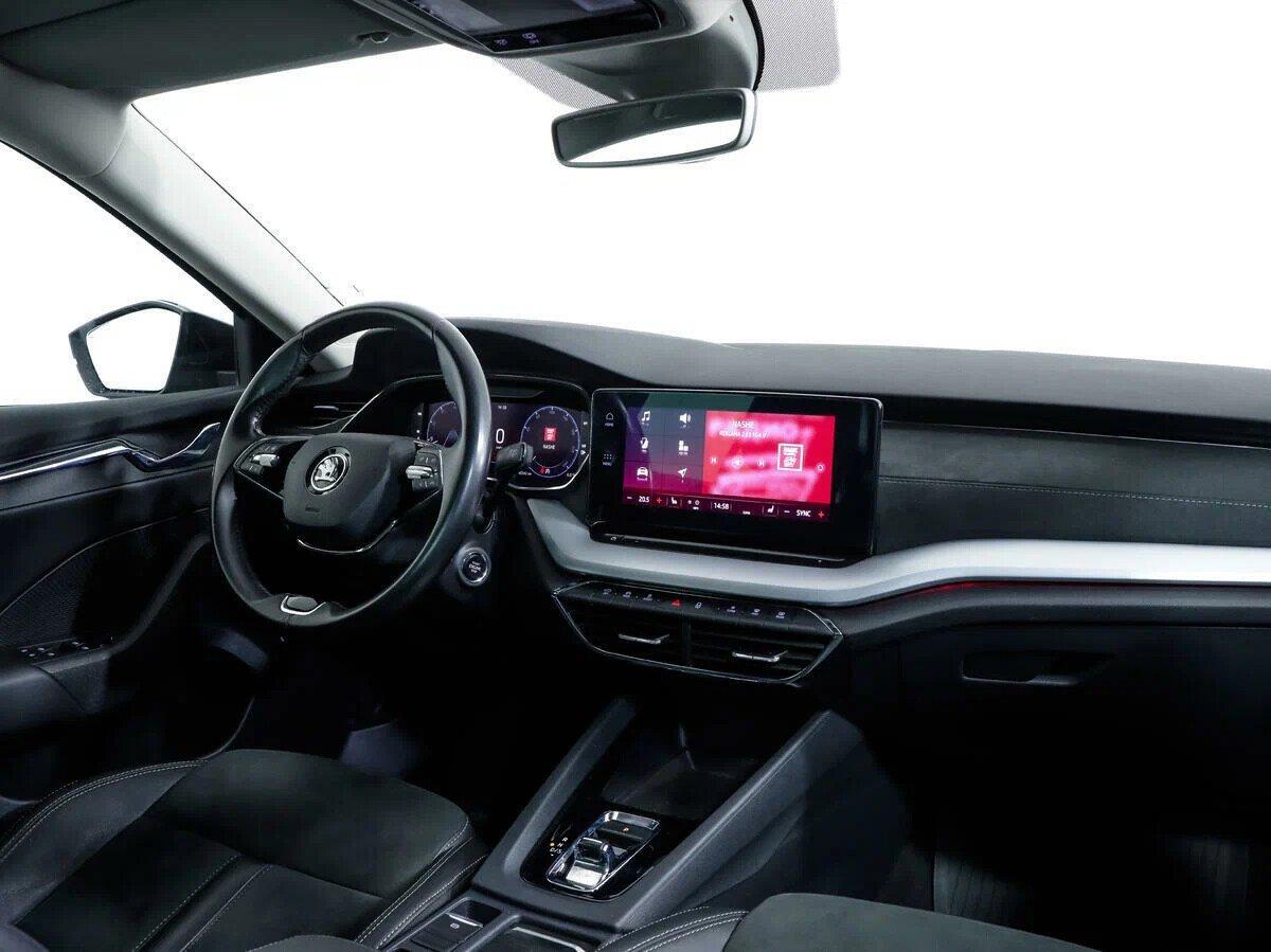 Skoda Octavia 2020, черный