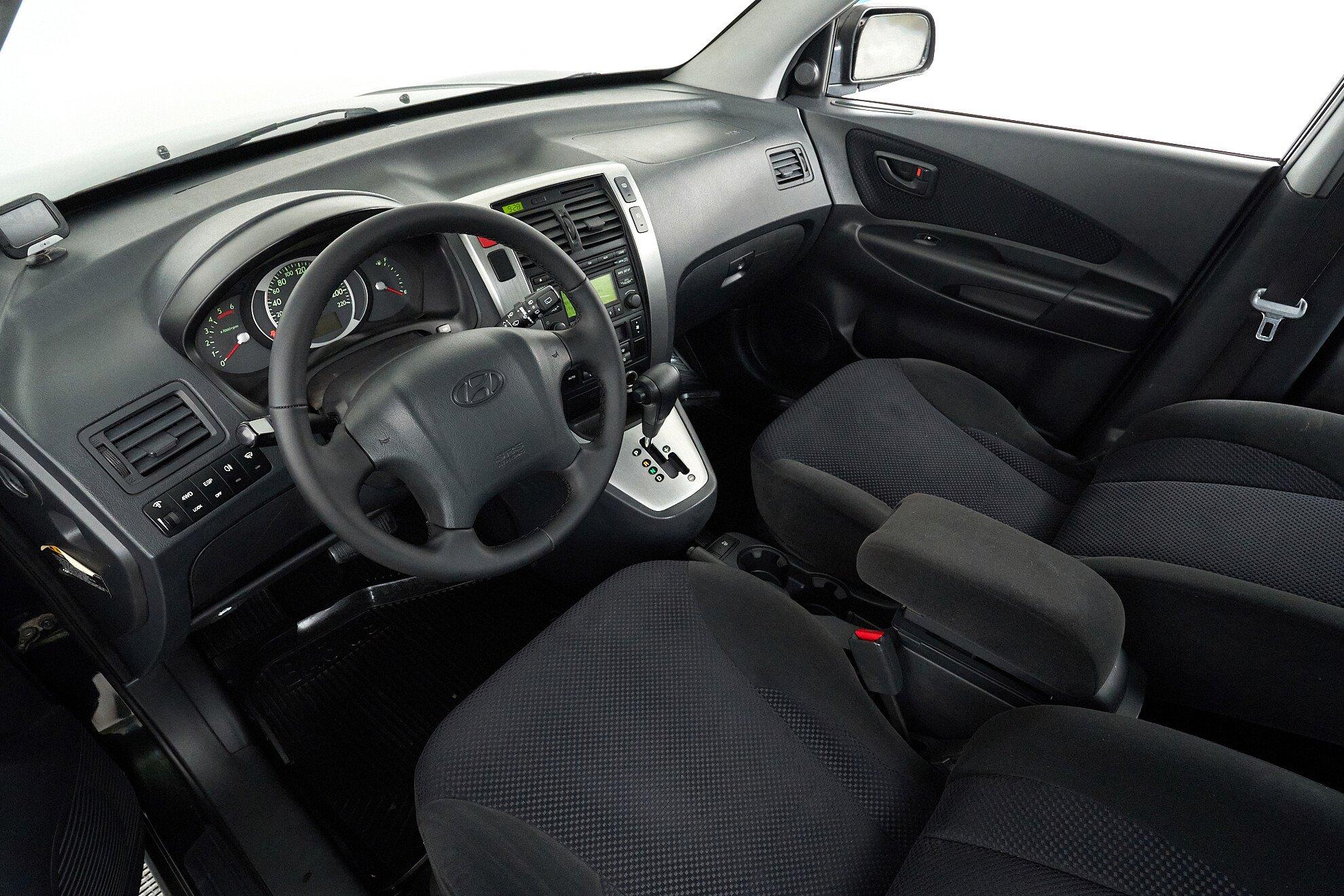 Hyundai Tucson 2008, зеленый
