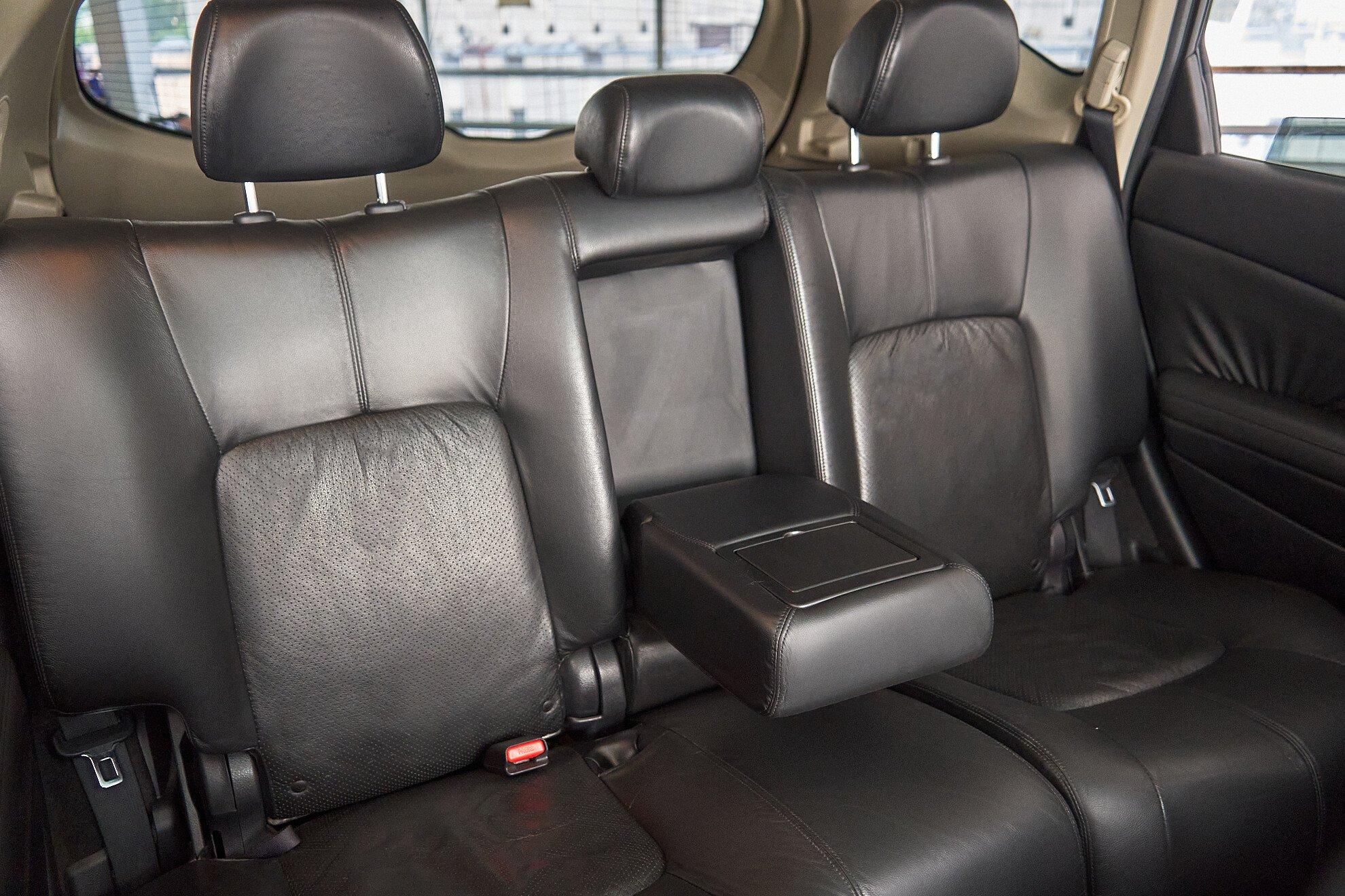 Nissan Murano 2011, черный
