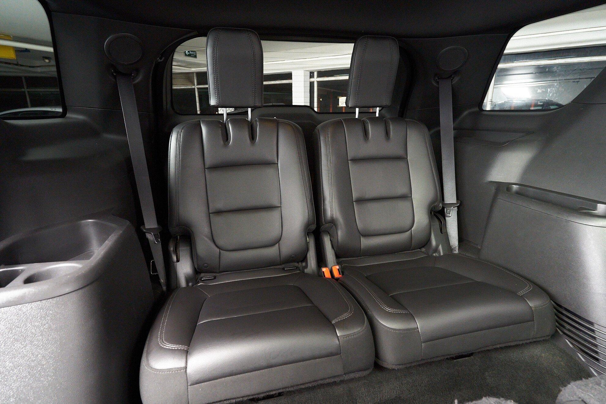 Ford Explorer 2014, черный