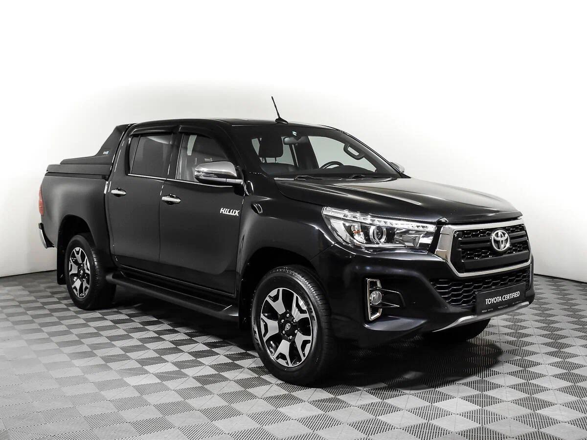 Toyota Hilux 2019, черный