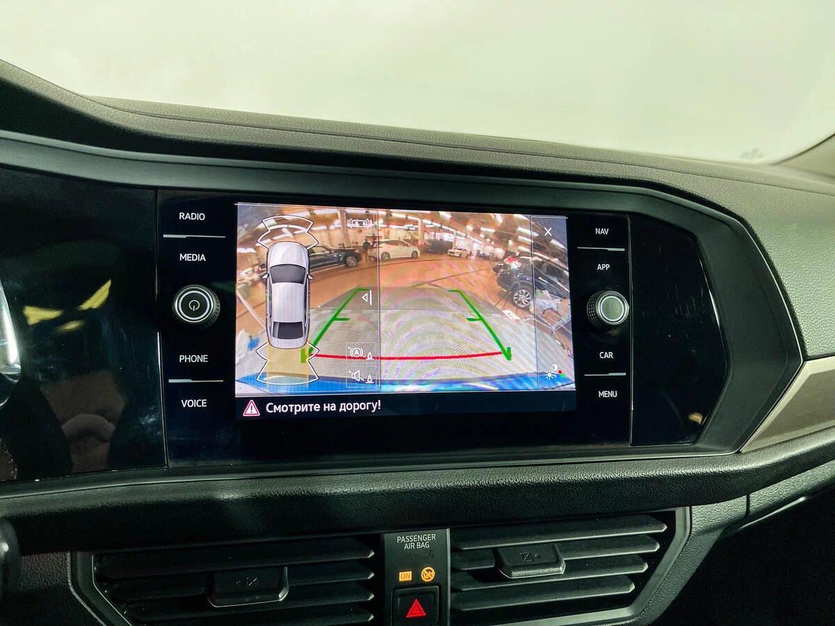 Volkswagen Jetta 2021, синий