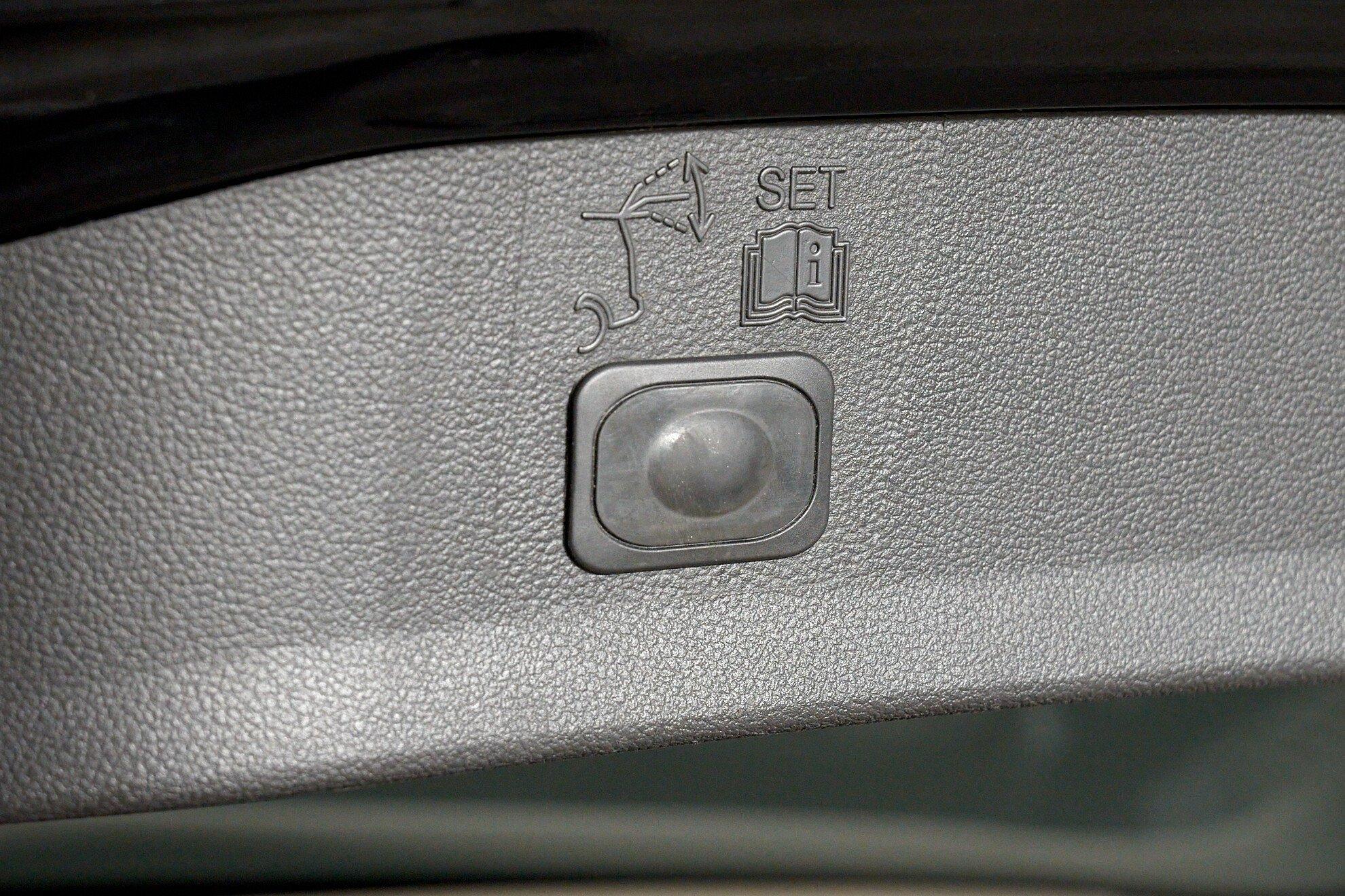 Ford Kuga 2015, черный