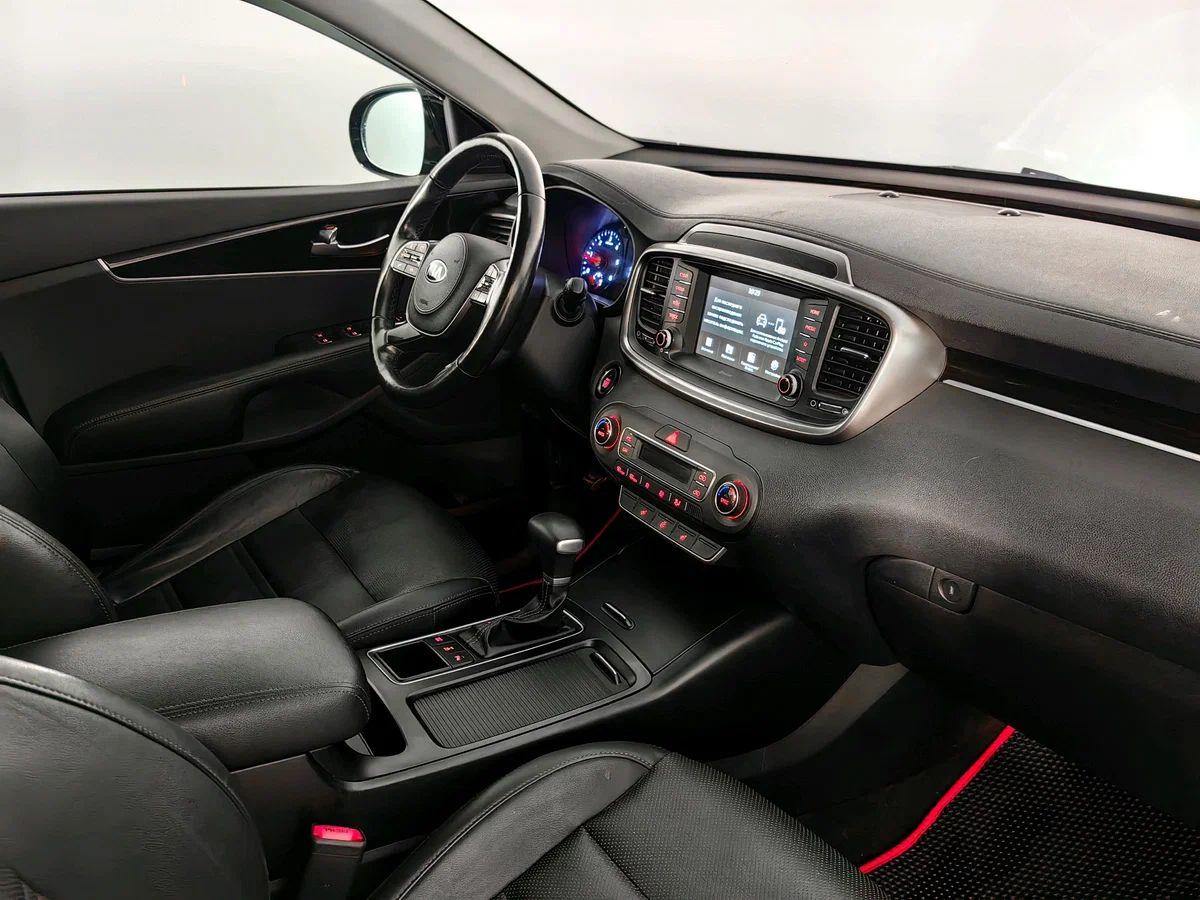 Kia Sorento 2019, черный