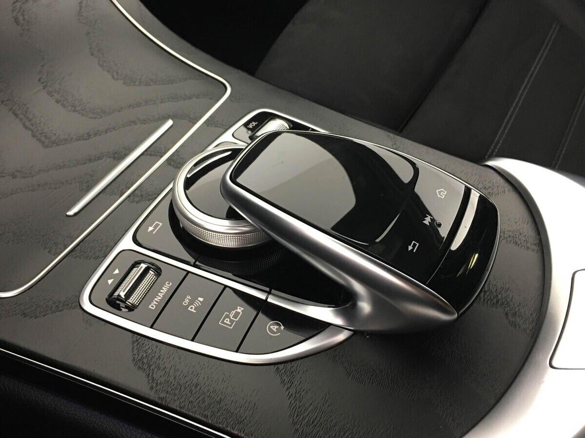 Mercedes-Benz C-Класс 2020, черный