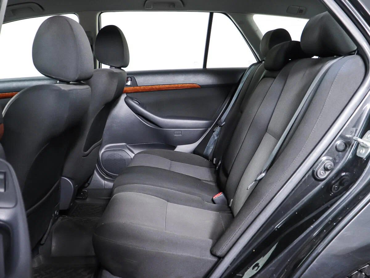 Toyota Avensis 2008, черный