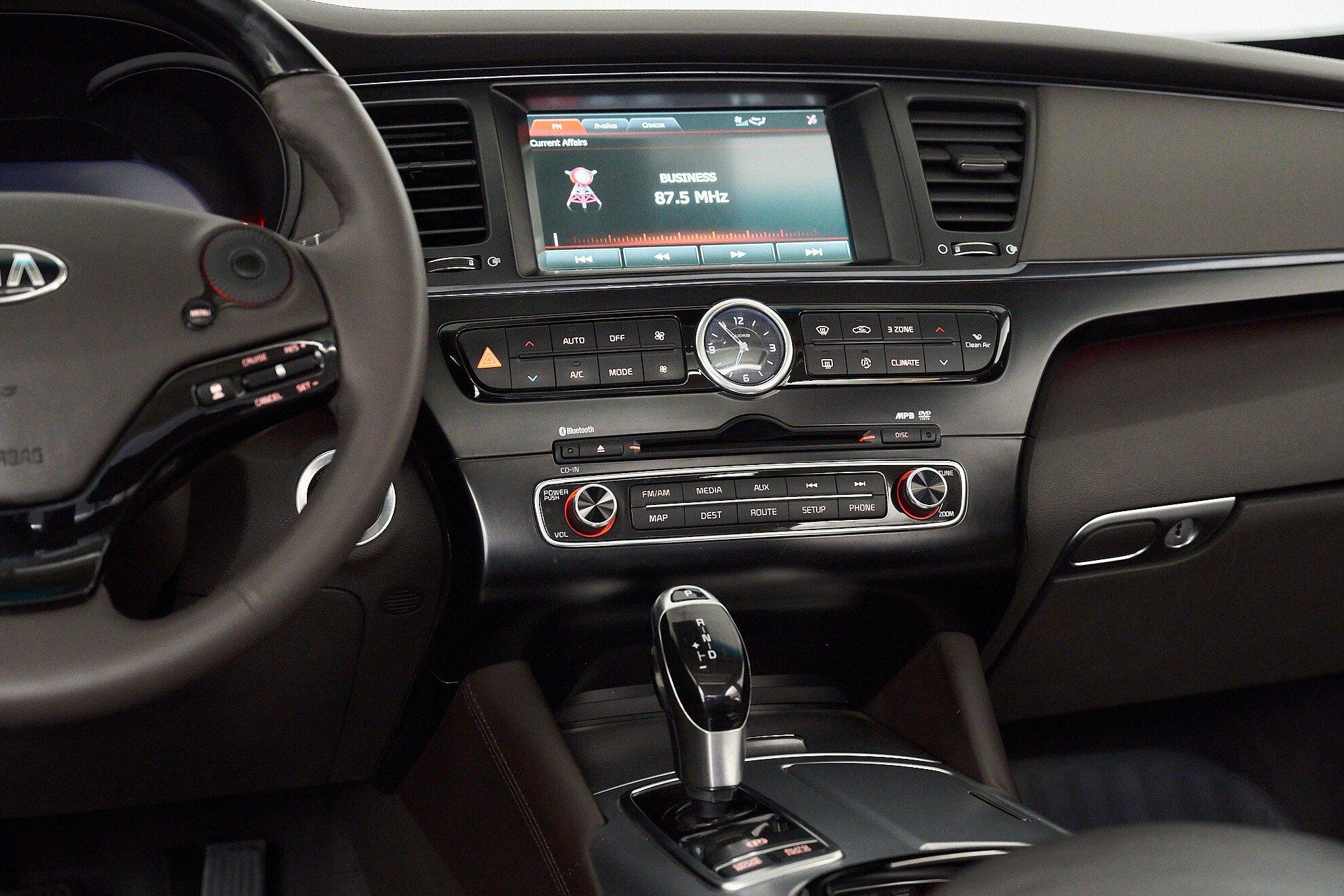 Kia Quoris 2013, коричневый