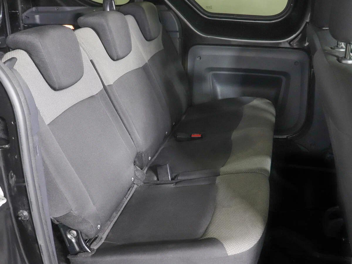 Renault Dokker 2016, черный