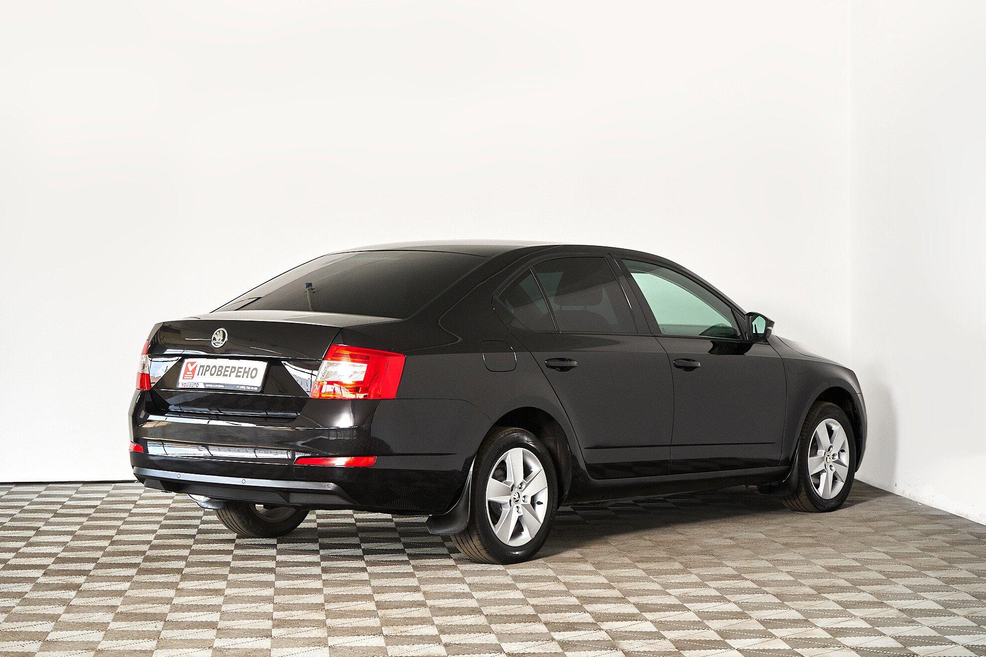 Skoda Octavia 2016, черный