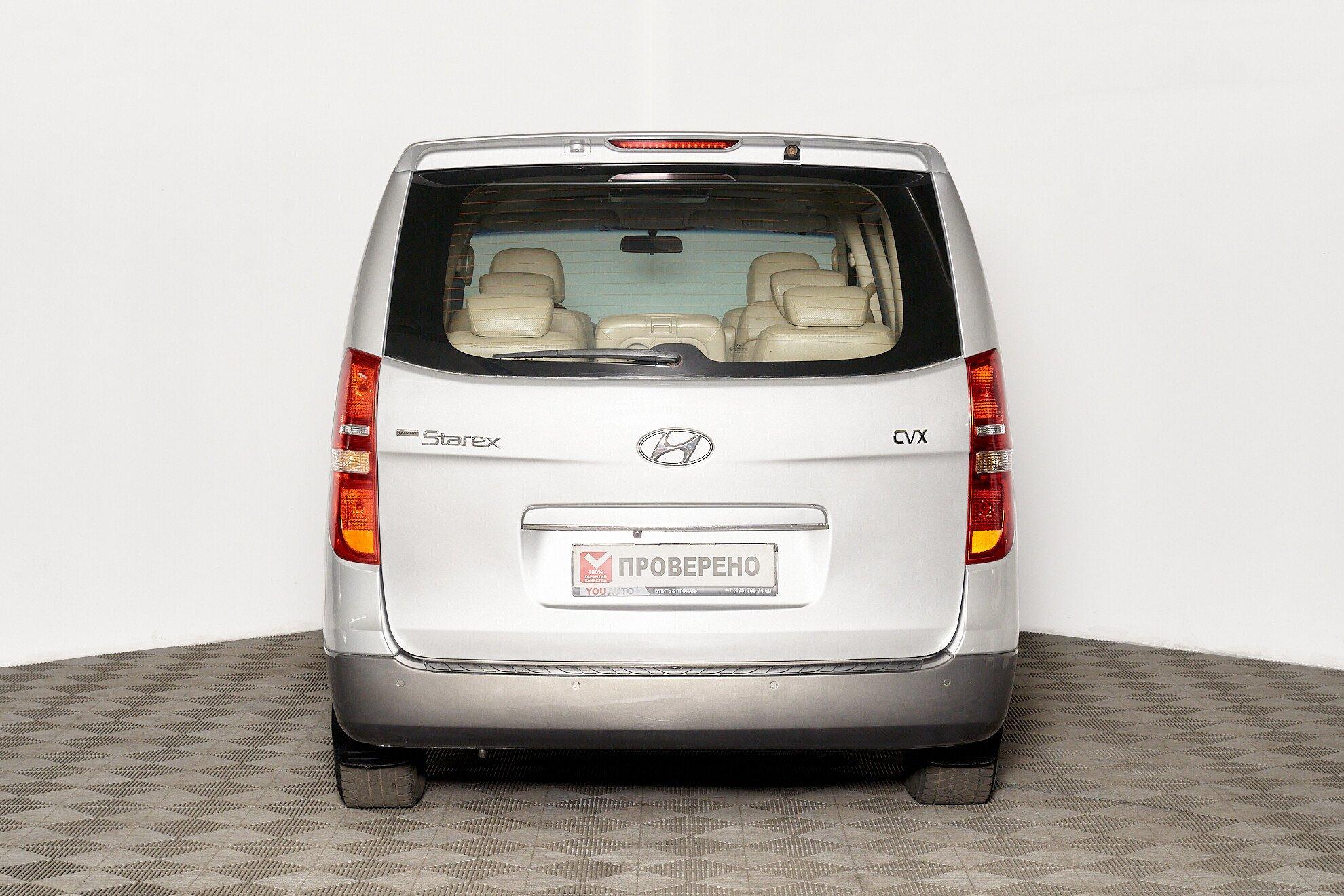 Hyundai Grand Starex 2008, серебряный
