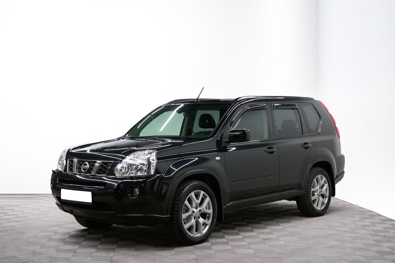 Nissan X-Trail 2010, черный