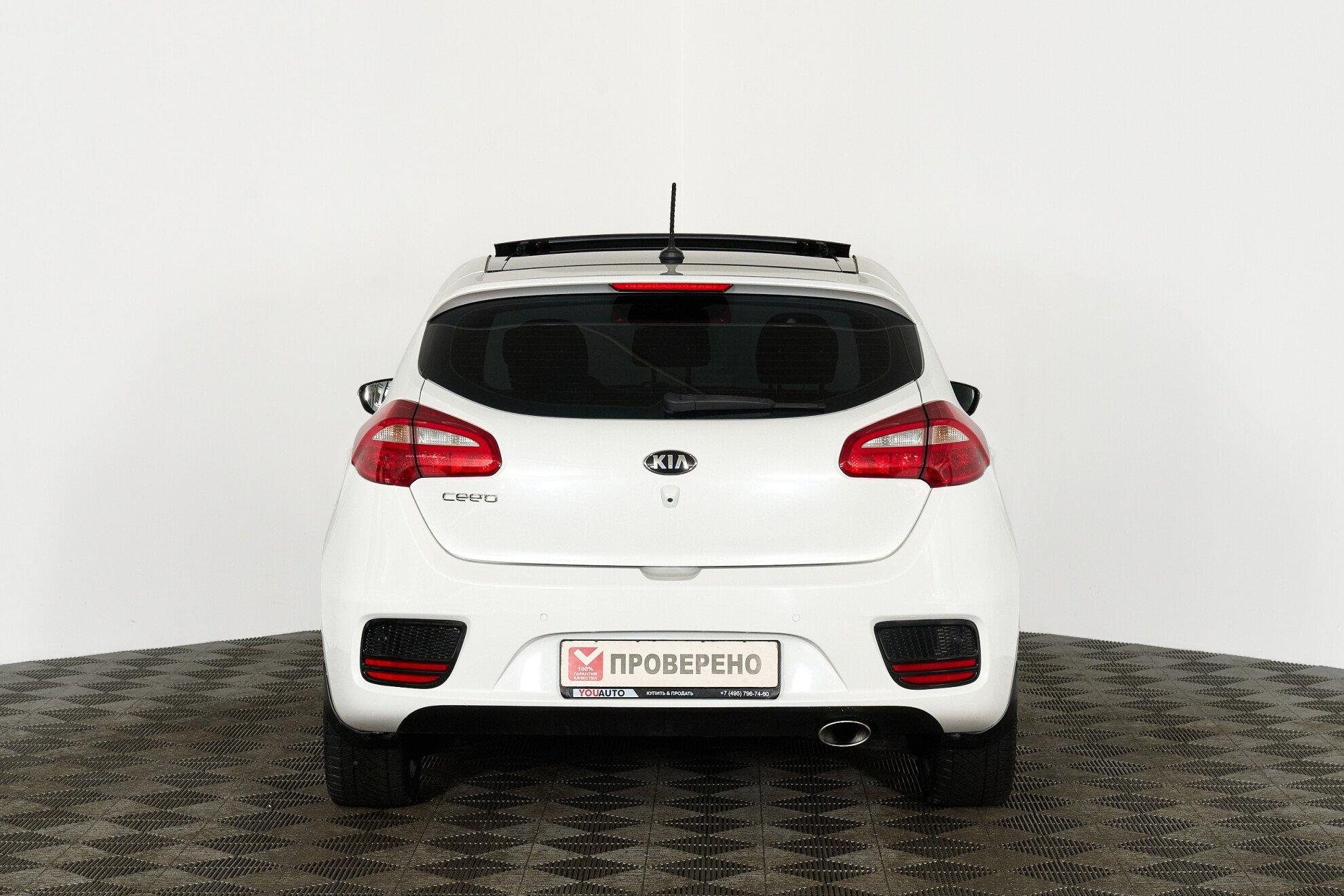 Kia Ceed 2017, белый