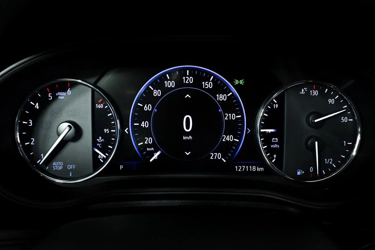 Opel Insignia 2017, серебряный