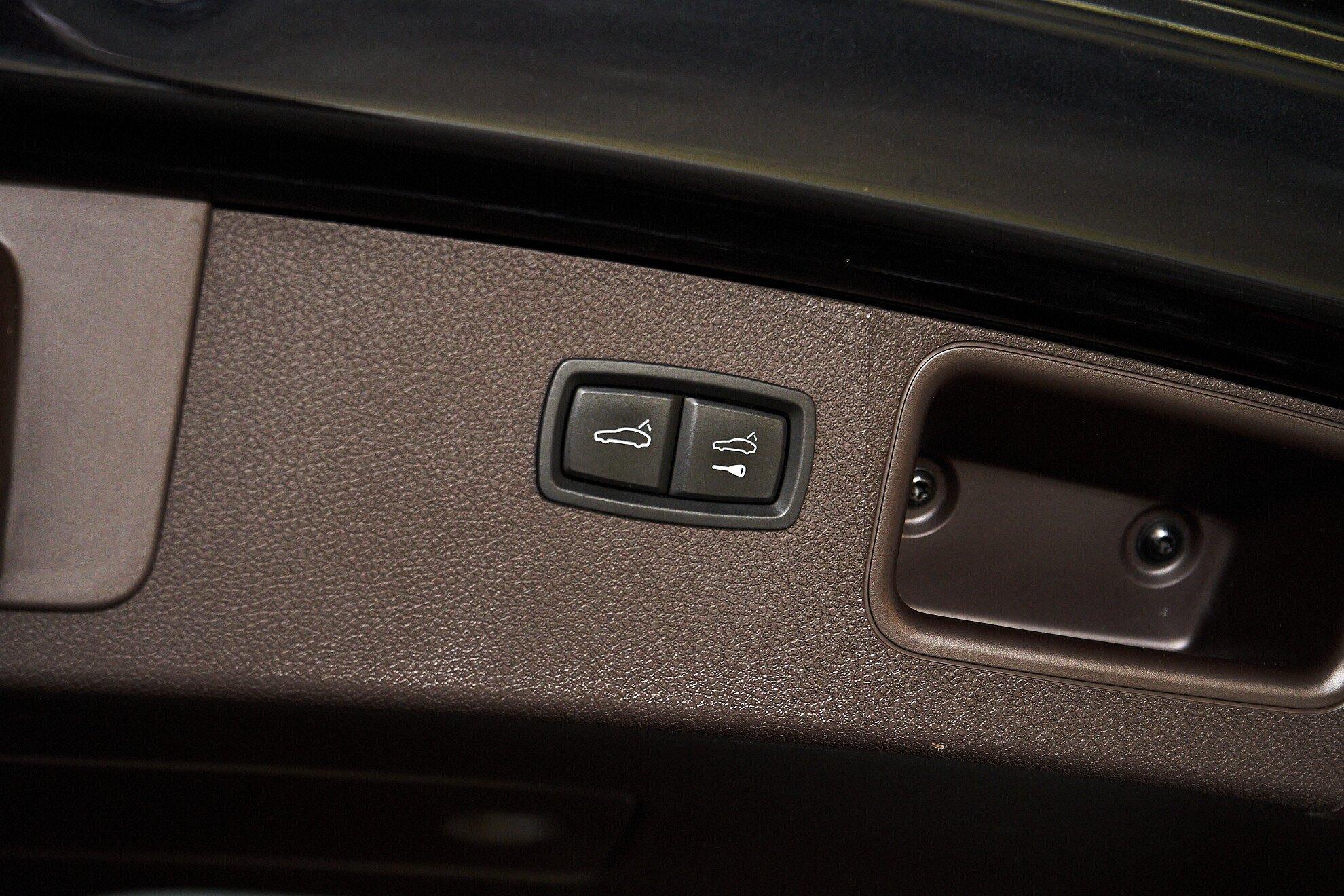 Porsche Macan 2014, черный