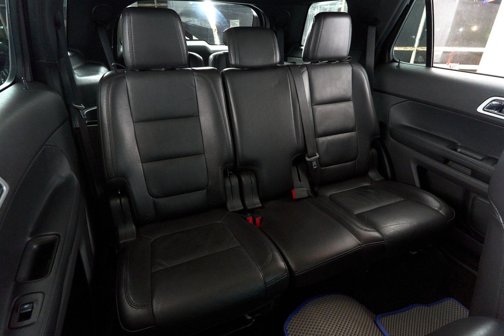Ford Explorer 2014, белый