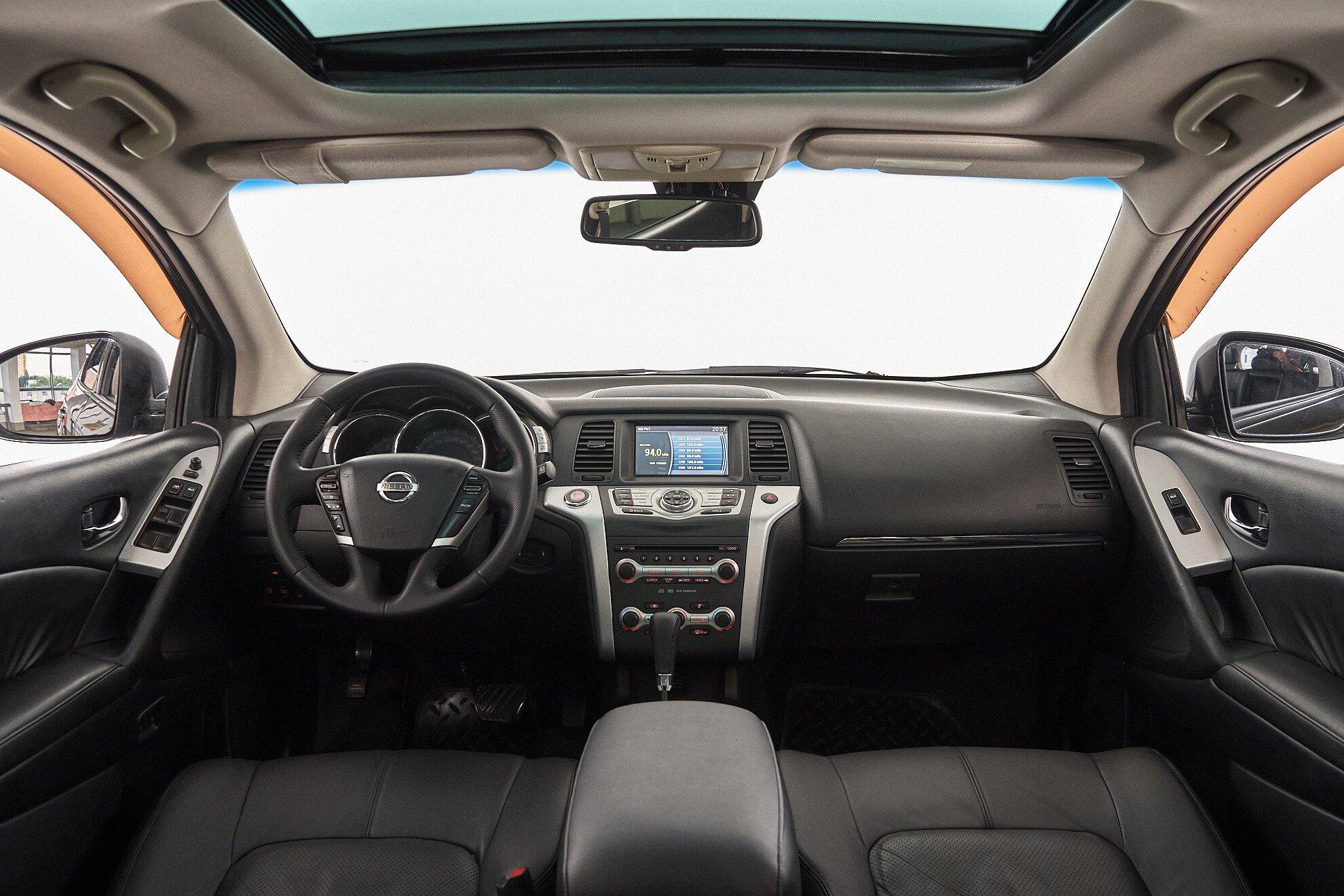 Nissan Murano 2011, черный