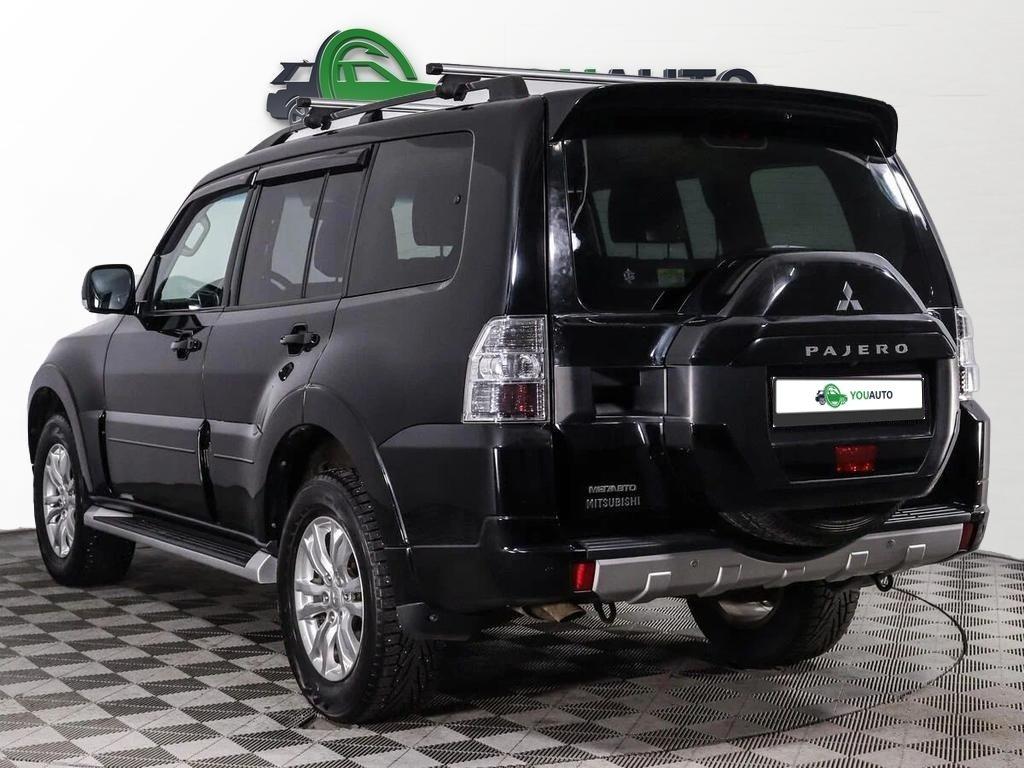 Mitsubishi Pajero 2020, черный