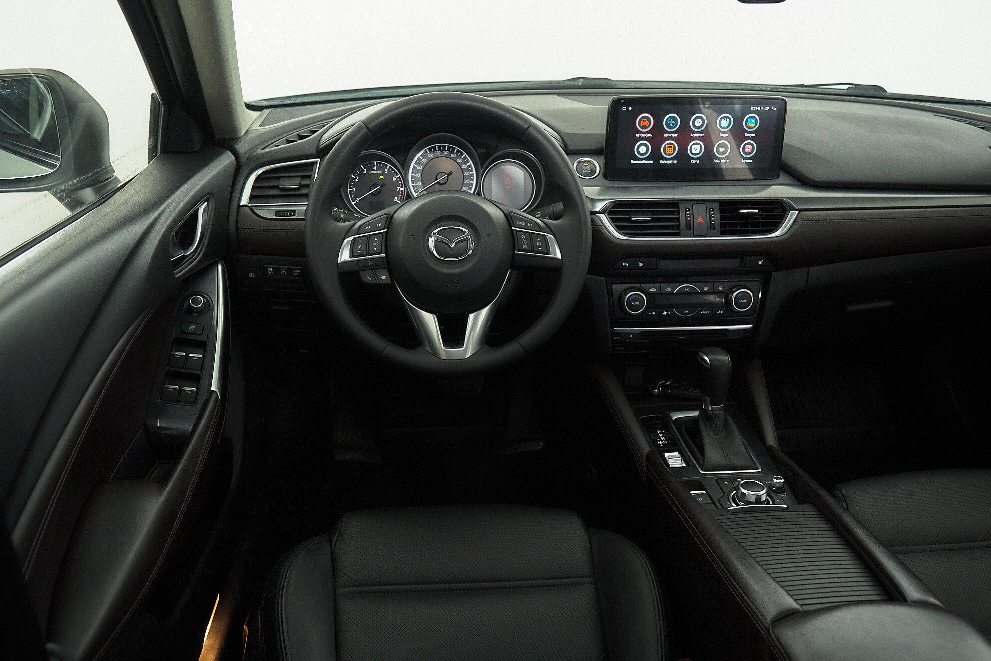 Mazda 6 2017, белый