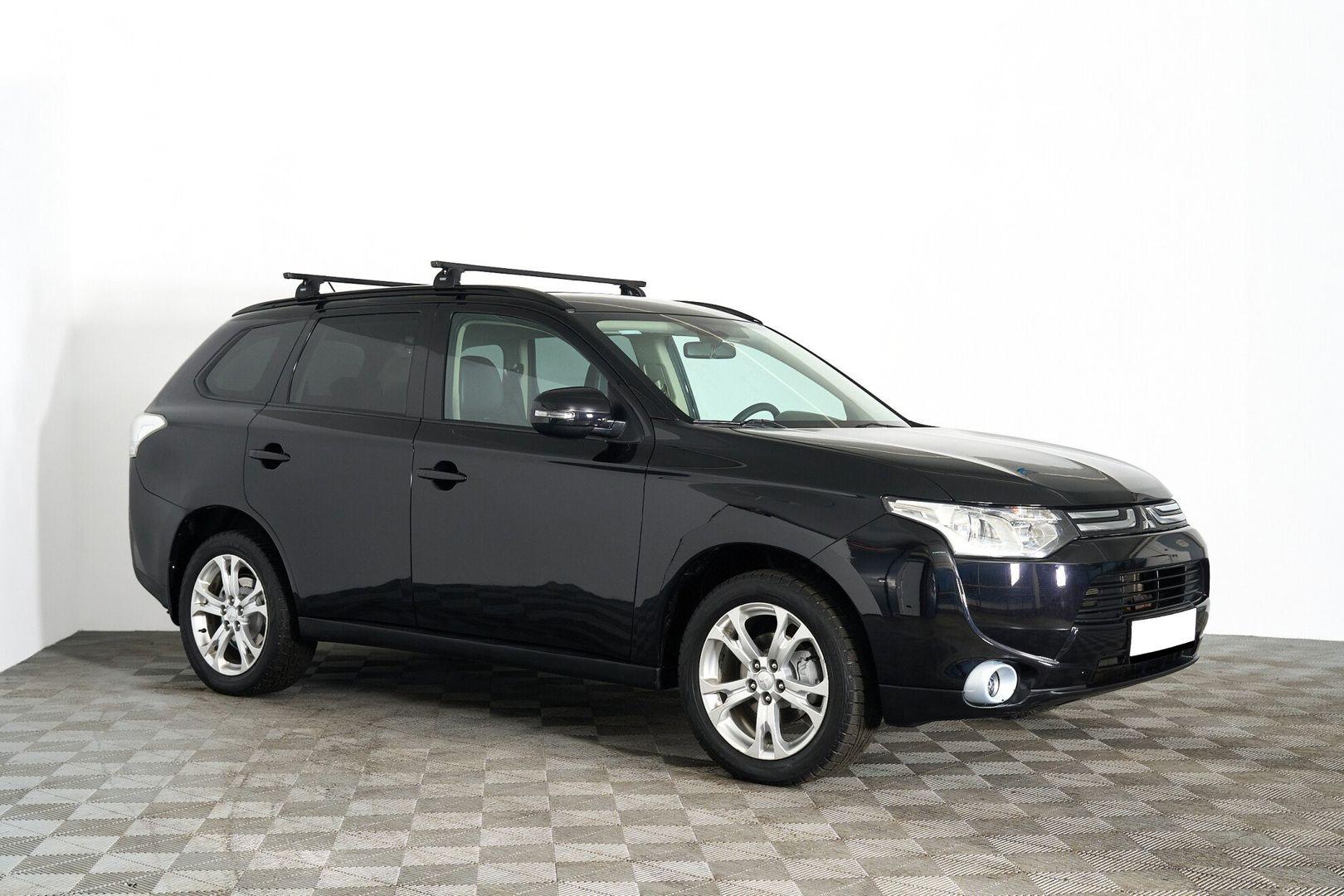 Mitsubishi Outlander 2014, черный