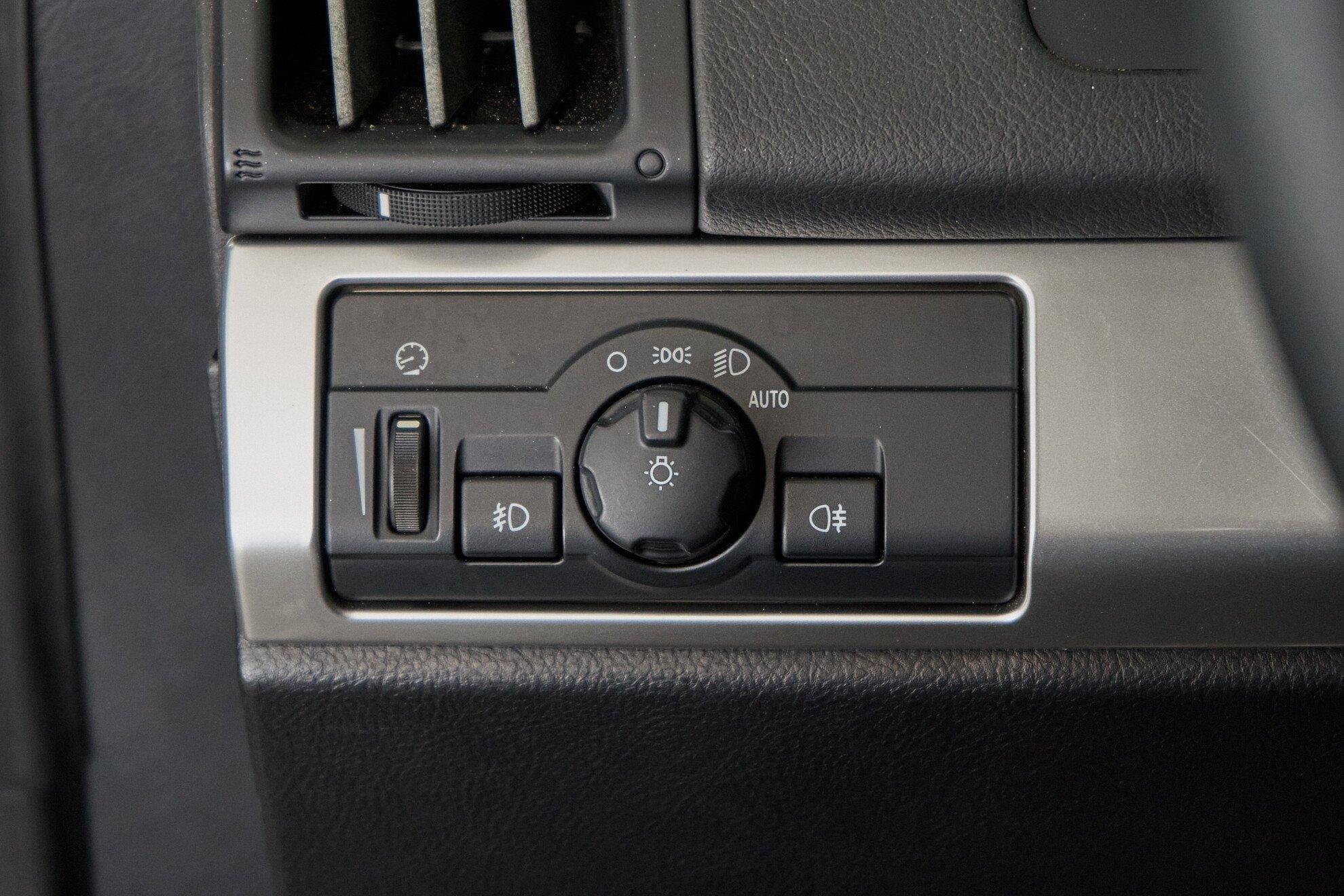 Land Rover Freelander 2010, серый
