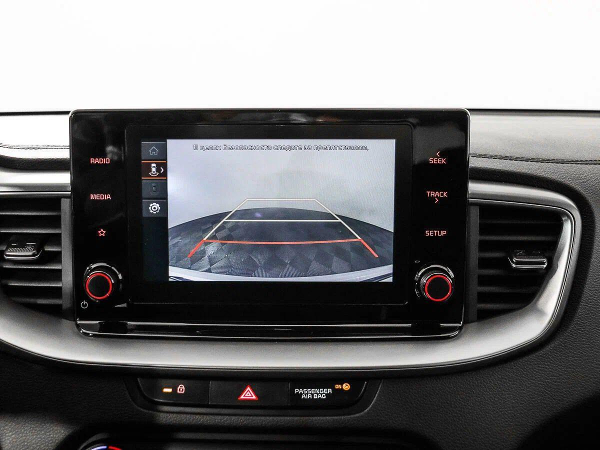 Kia Ceed 2022, серебряный