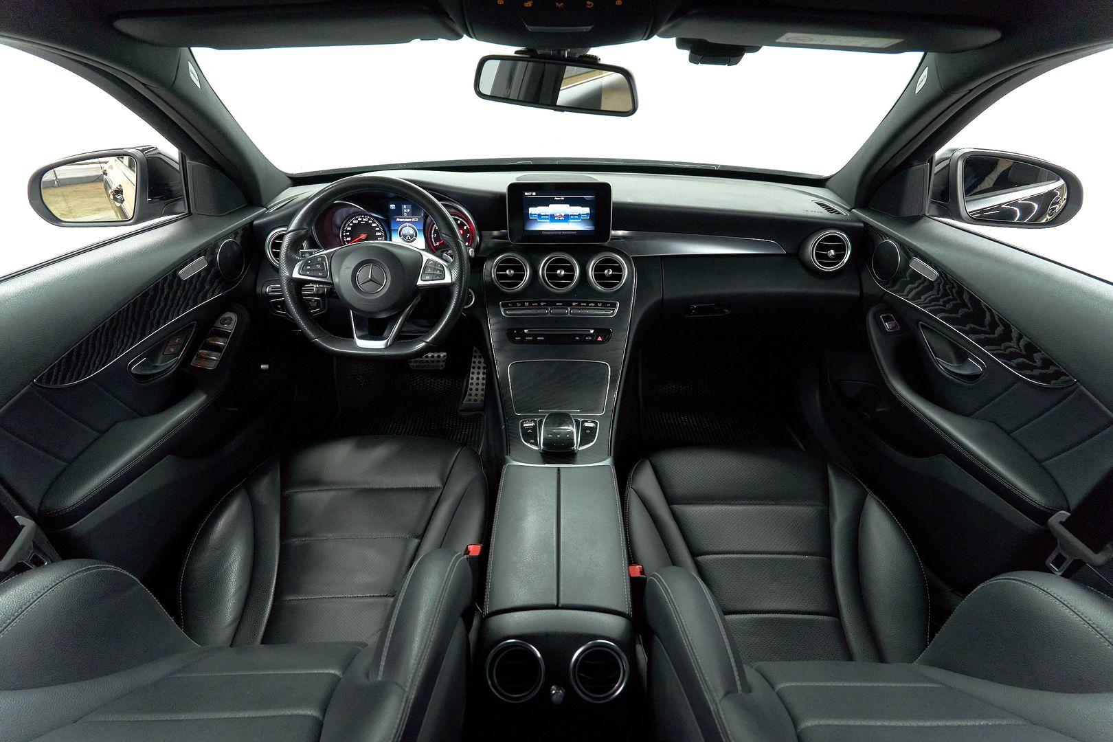 Mercedes-Benz C-Класс 2018, черный