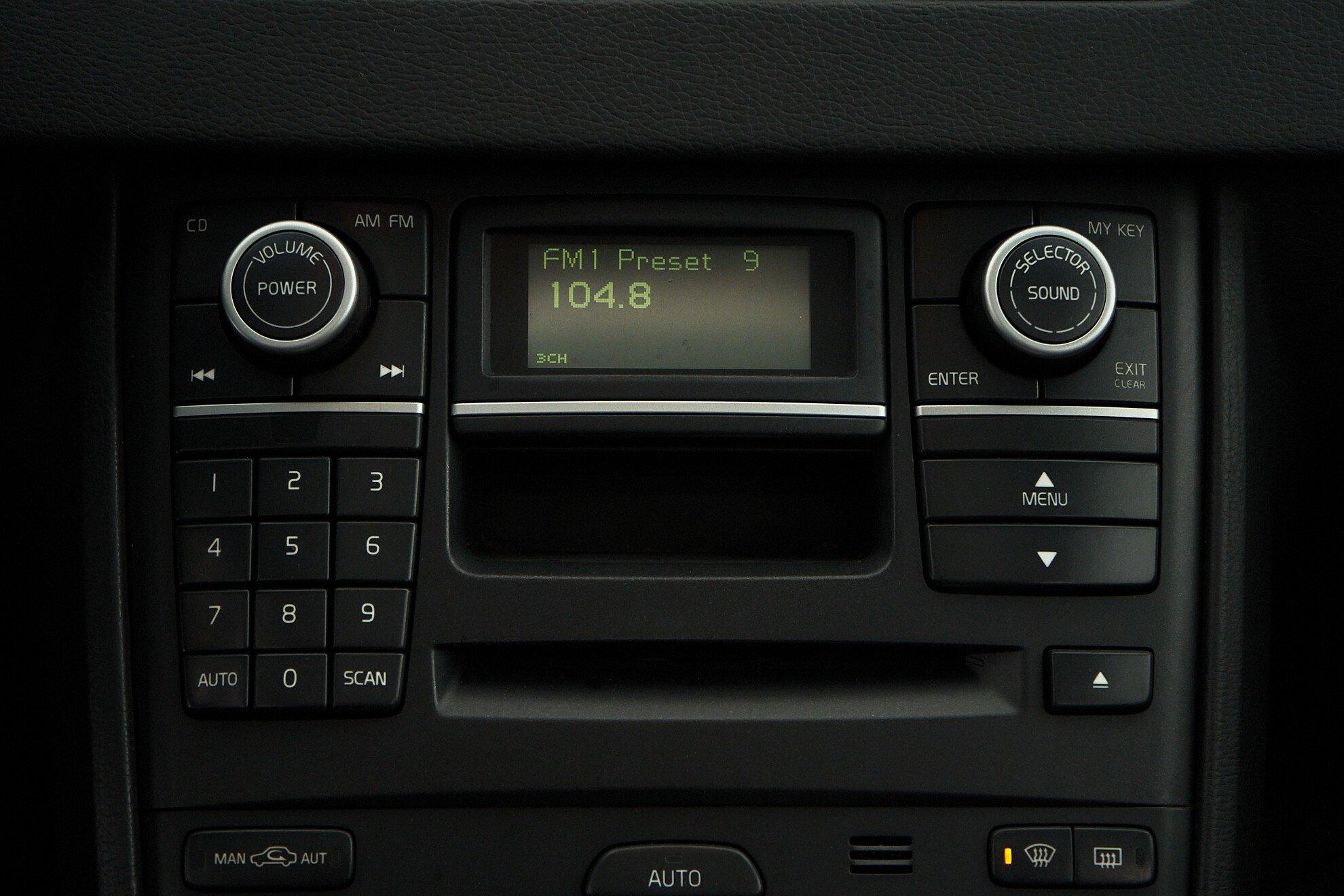 Volvo XC90 2011, черный