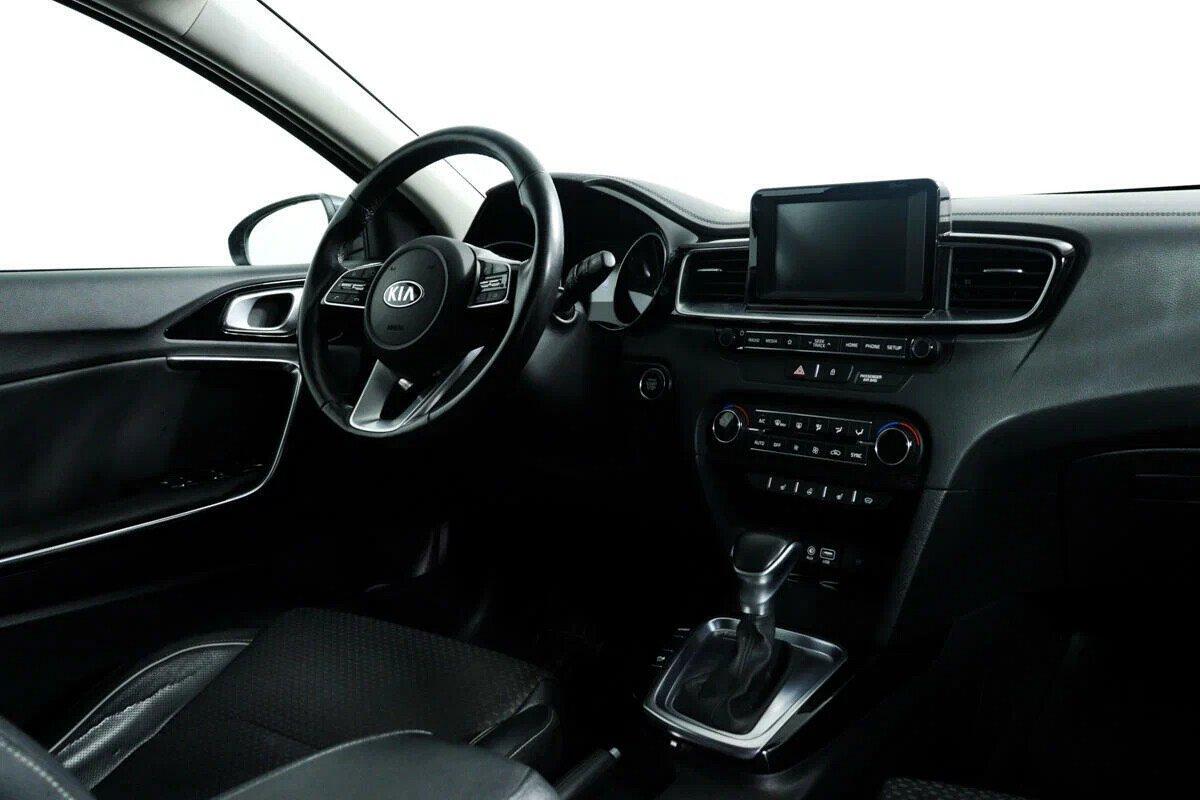 Kia Ceed 2019, черный