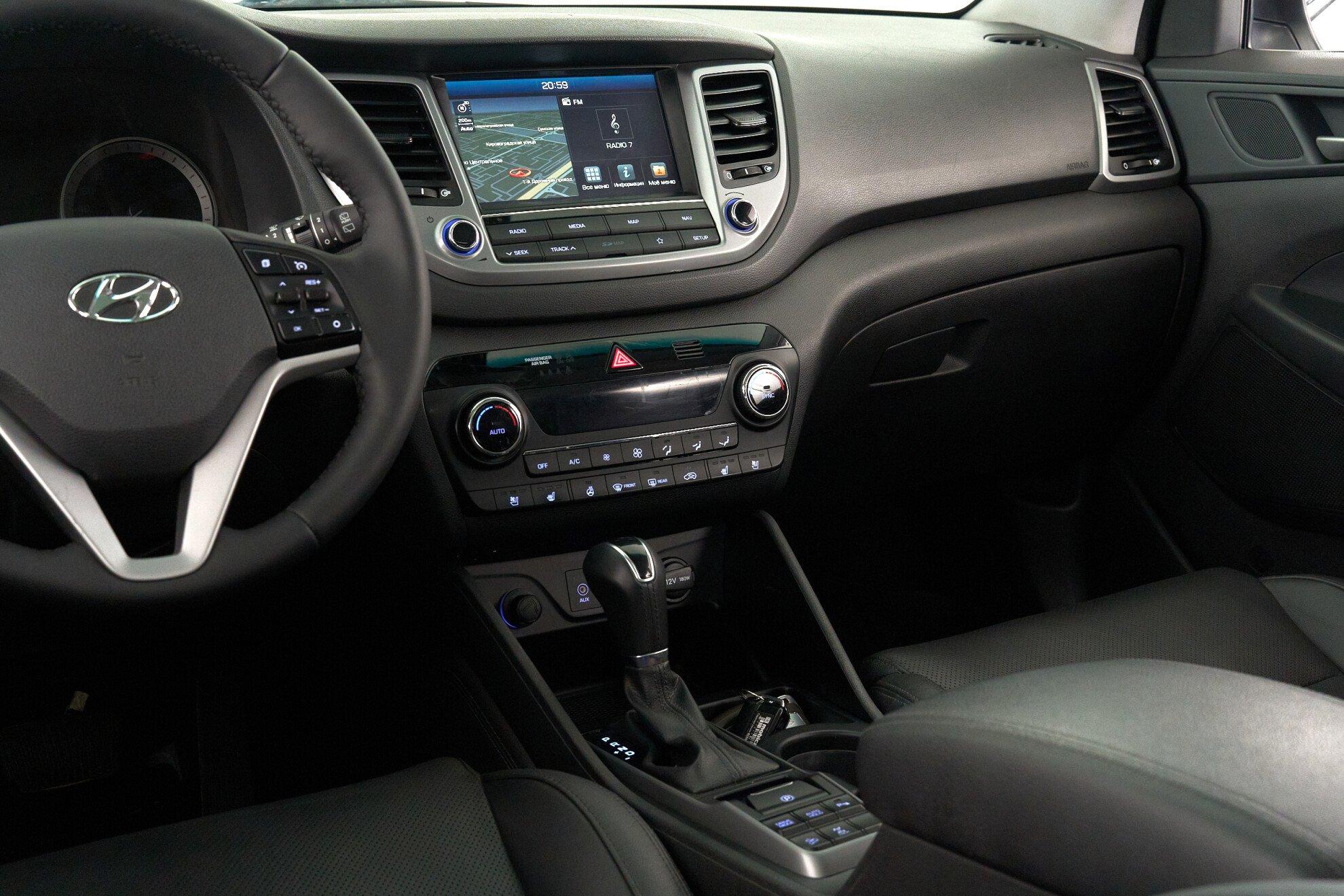 Hyundai Tucson 2018, белый