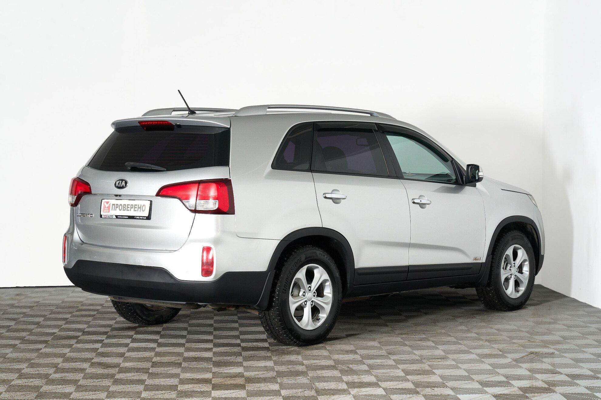 Kia Sorento 2012, серебряный