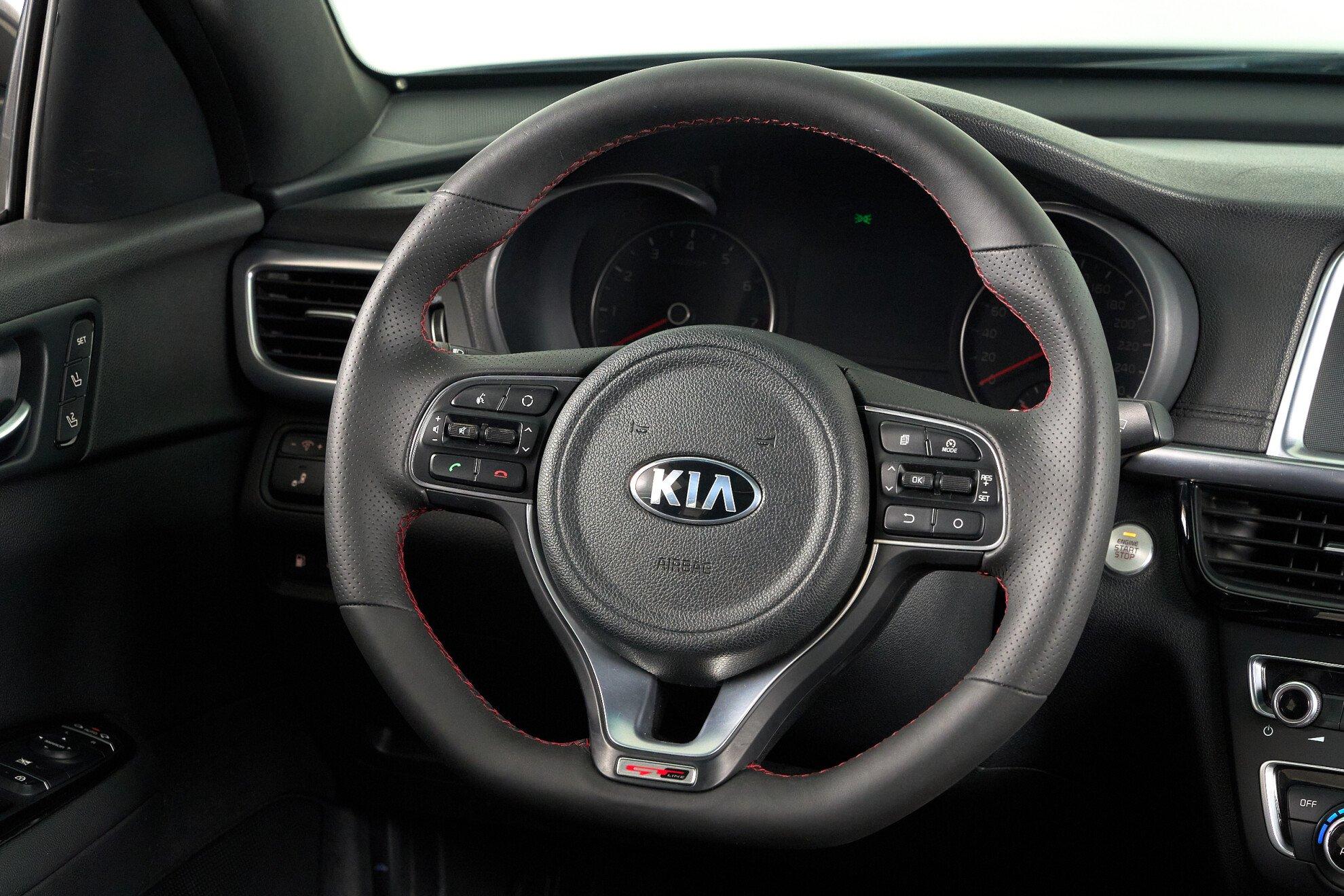 Kia Optima 2017, серый