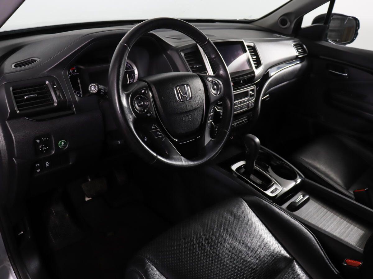 Honda Pilot 2018, серый