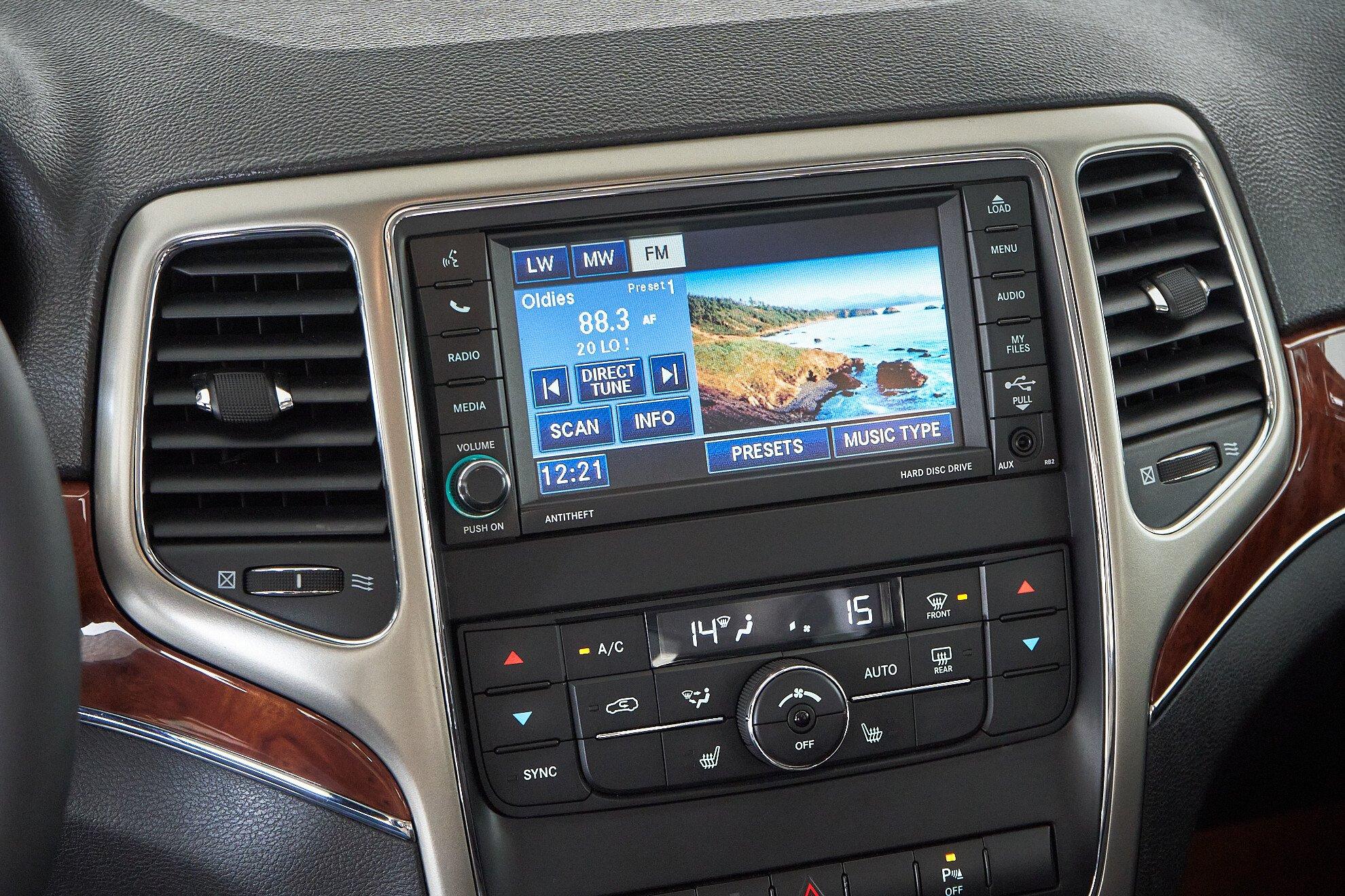 Jeep Grand Cherokee 2012, черный