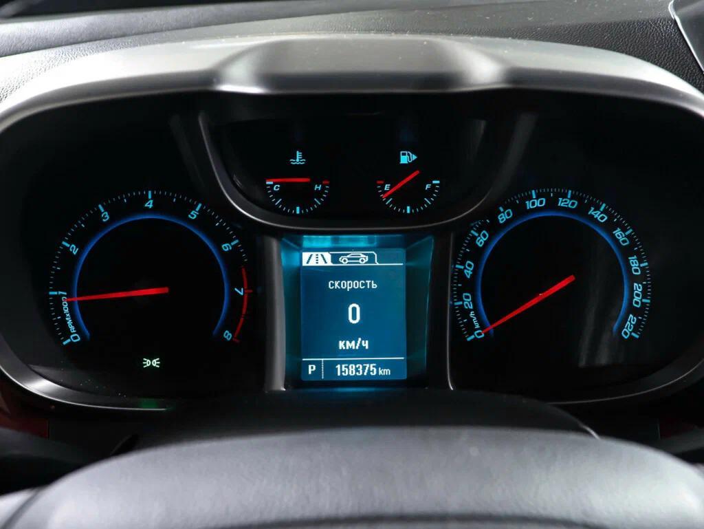 Chevrolet Orlando 2012, красный