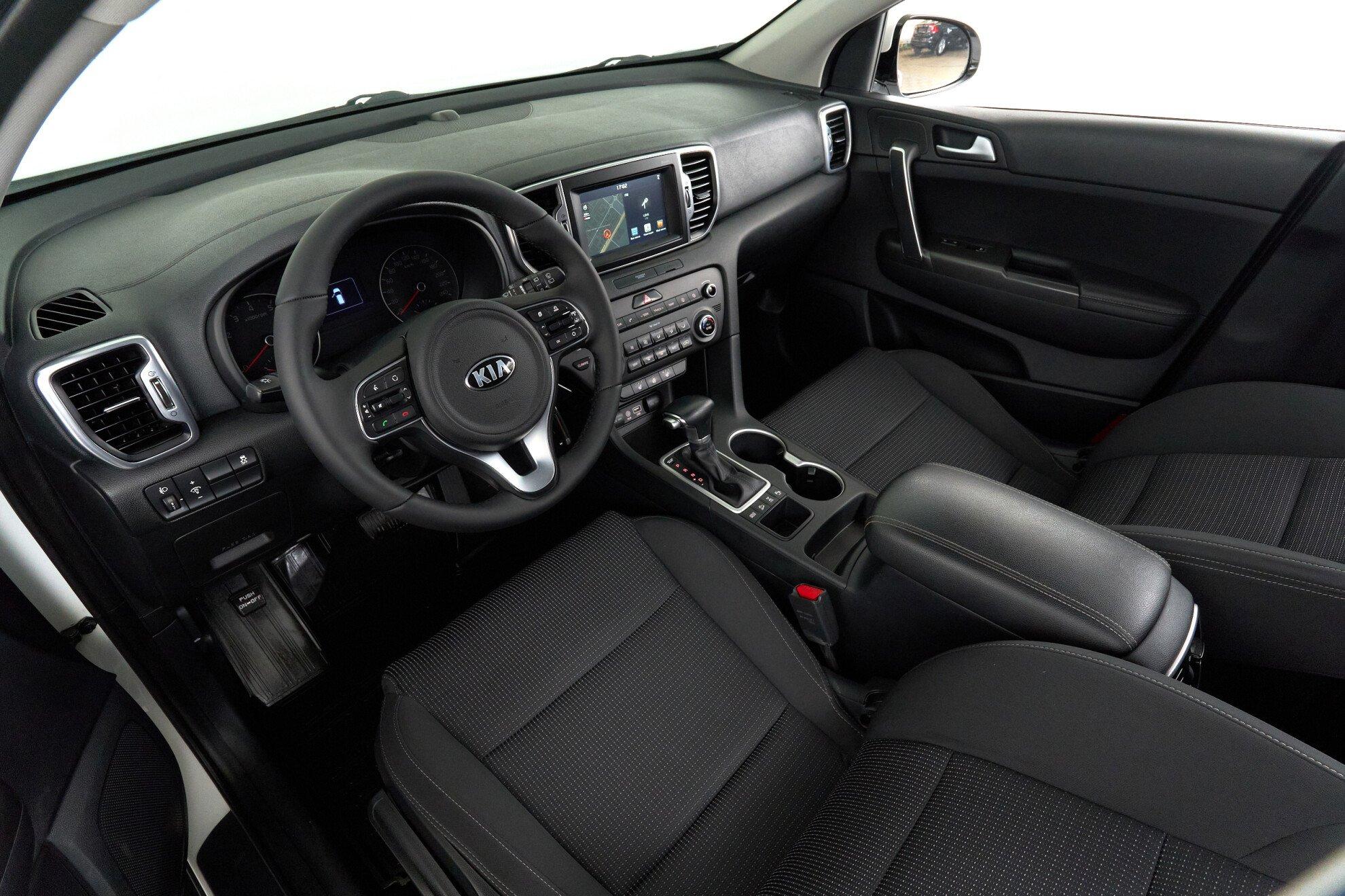 Kia Sportage 2017, белый
