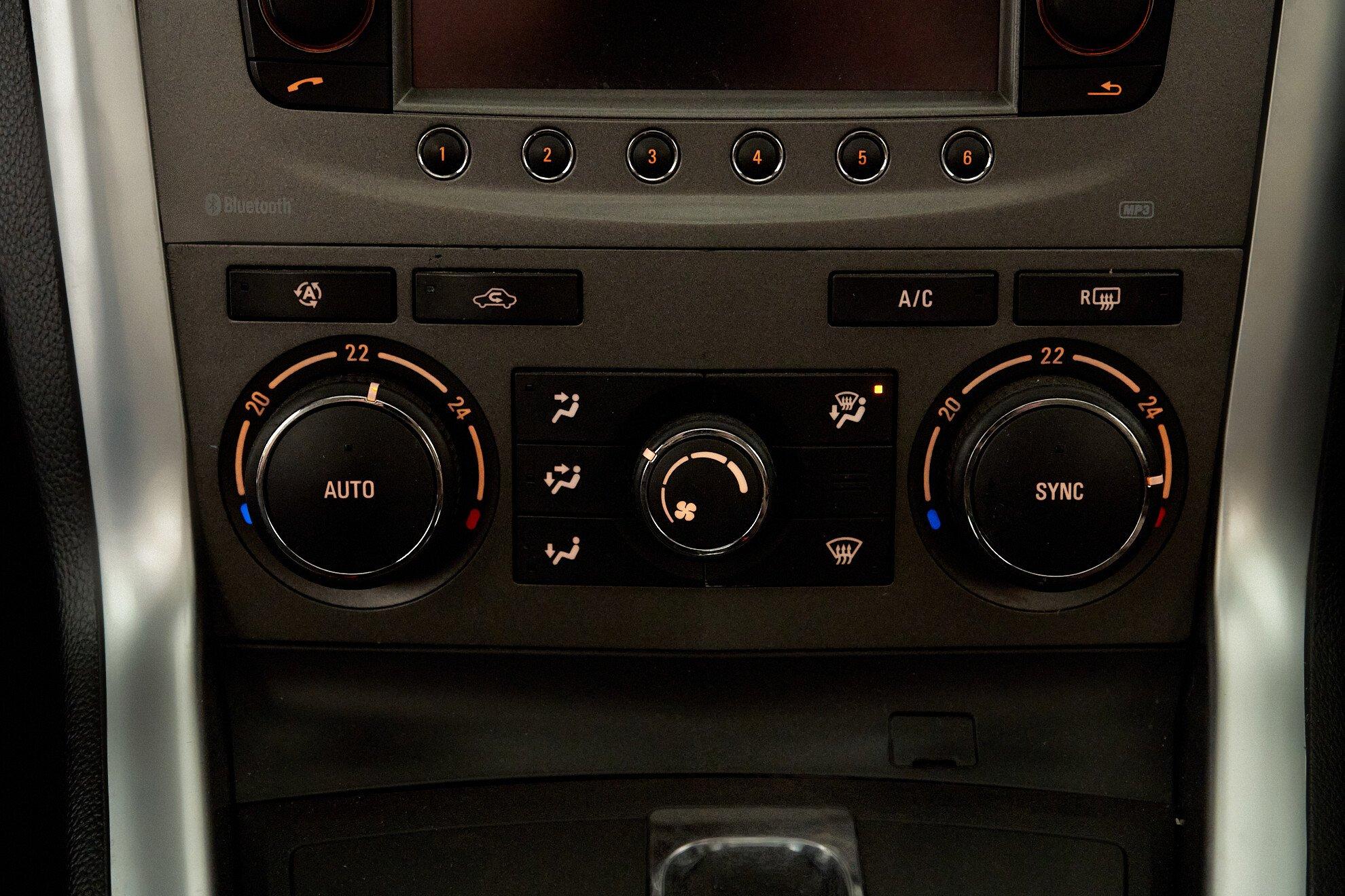 Opel Antara 2014, коричневый