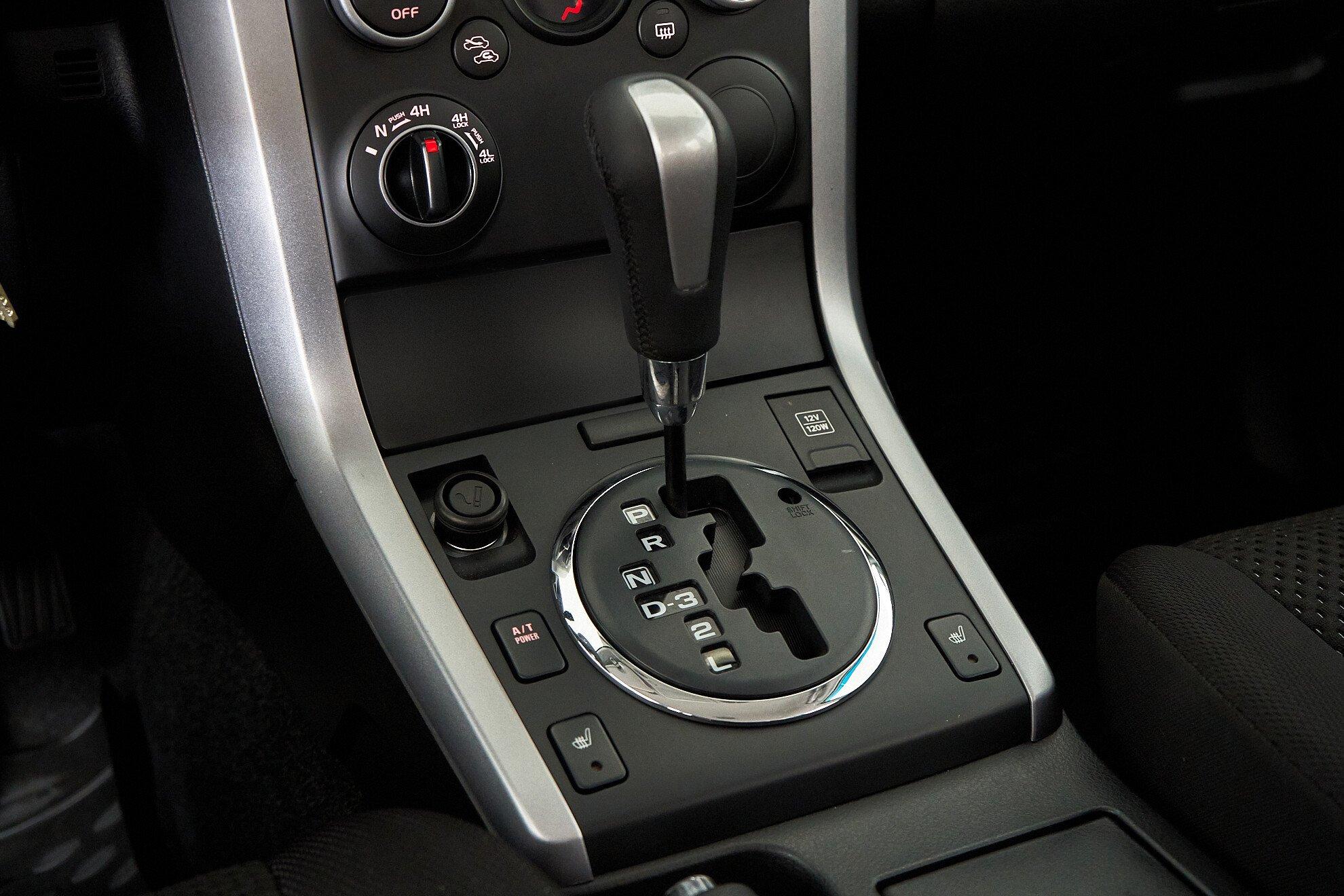Suzuki Grand Vitara 2011, черный
