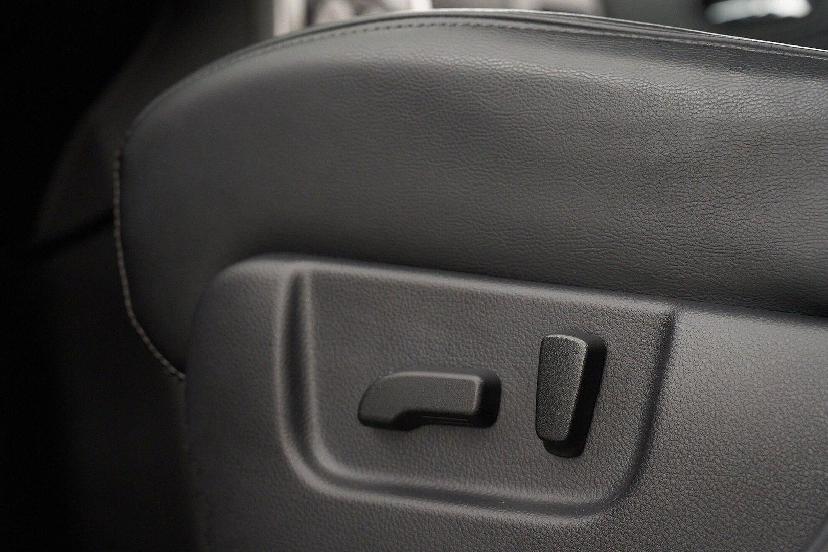 Nissan X-Trail 2013, черный